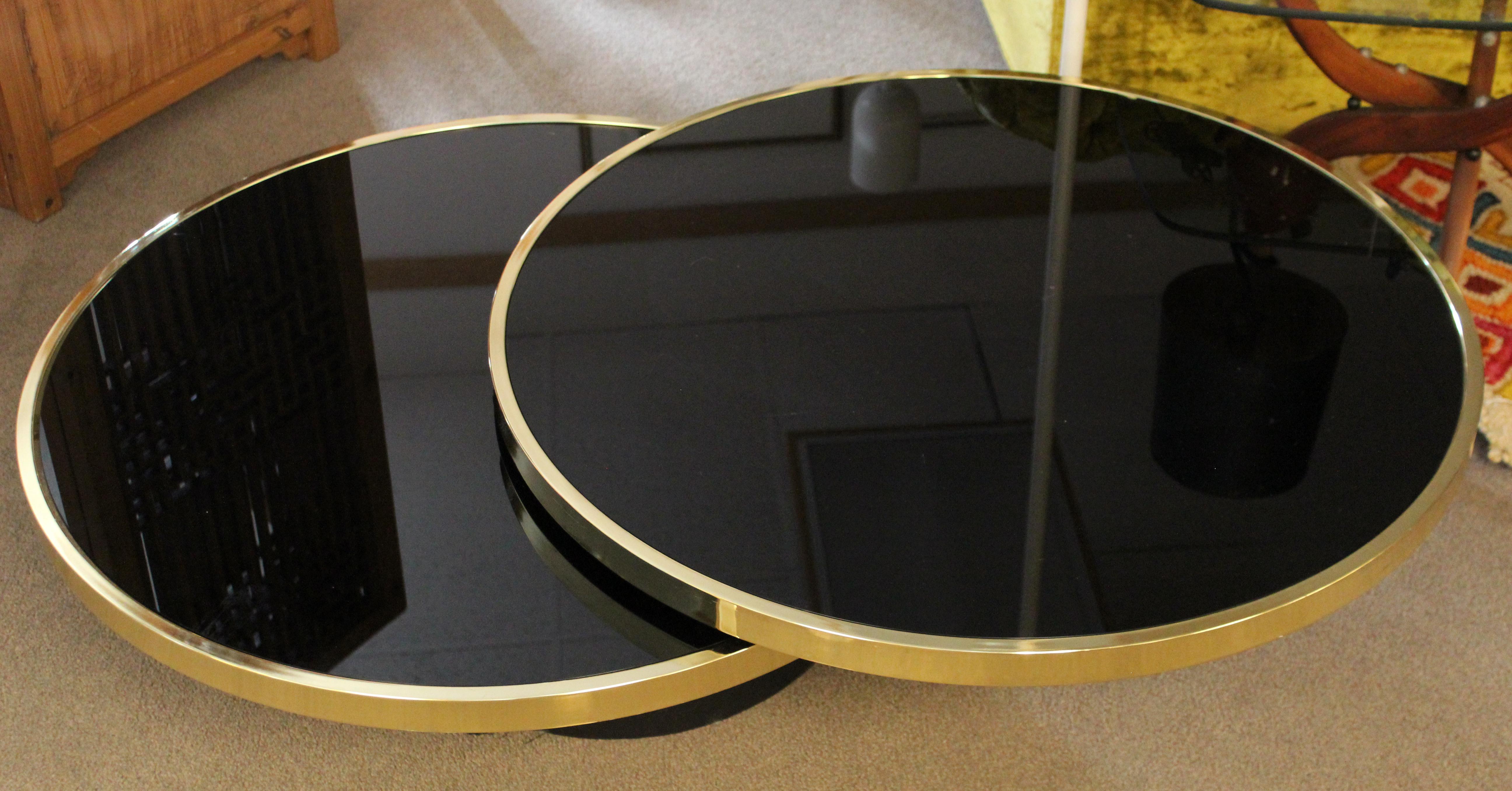 Late 20th Century Contemporary Modern DIA Swivel Smoked Glass Brass Coffee Cocktail Table, 1980s
