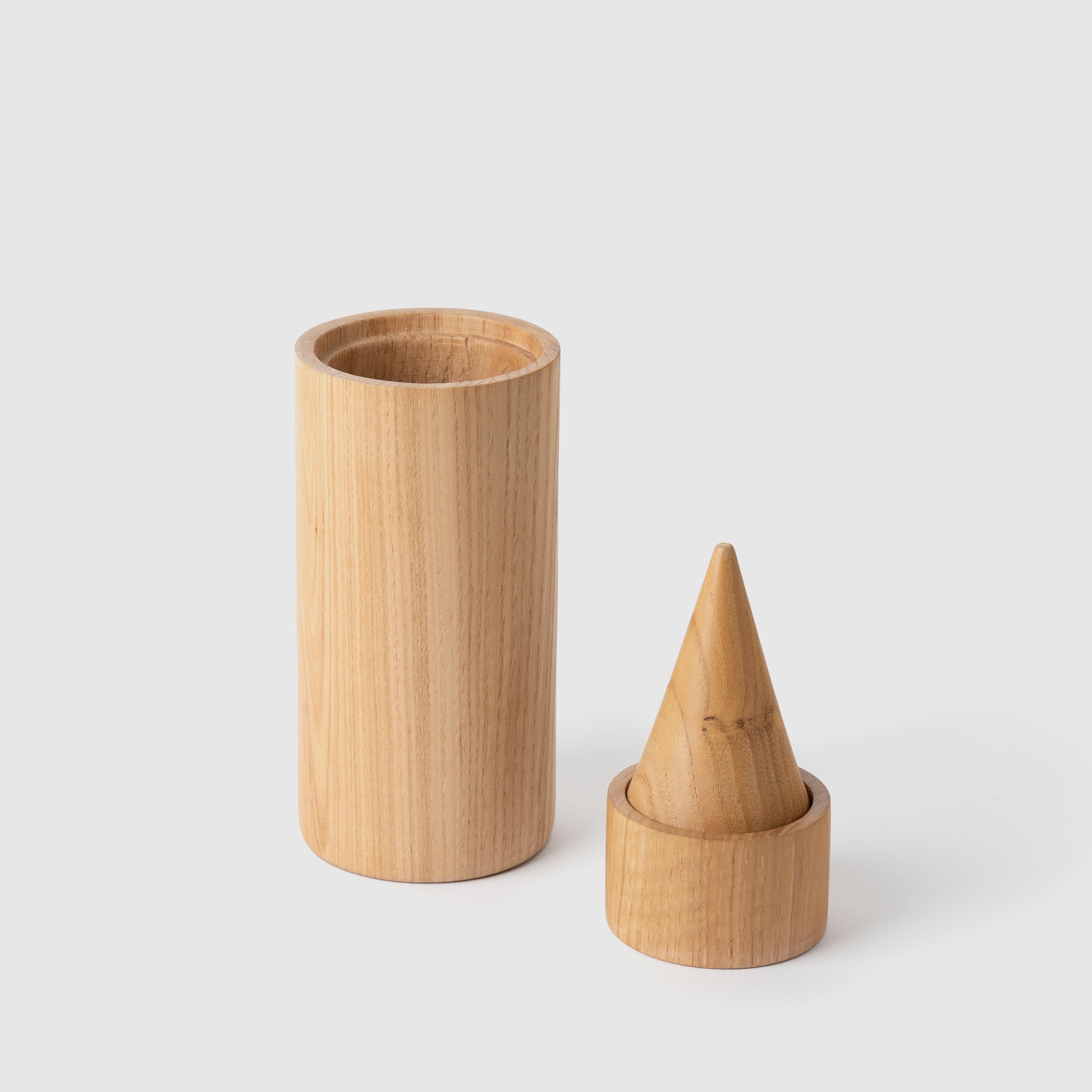 Istanbul is a wooden box collection inspired by some of towns most iconic buildings: Galata Tower, Hagia Sophia and Bebek Mosque. Each item takes its name from these structures. The main idea in the design is to reduce architectural structures to