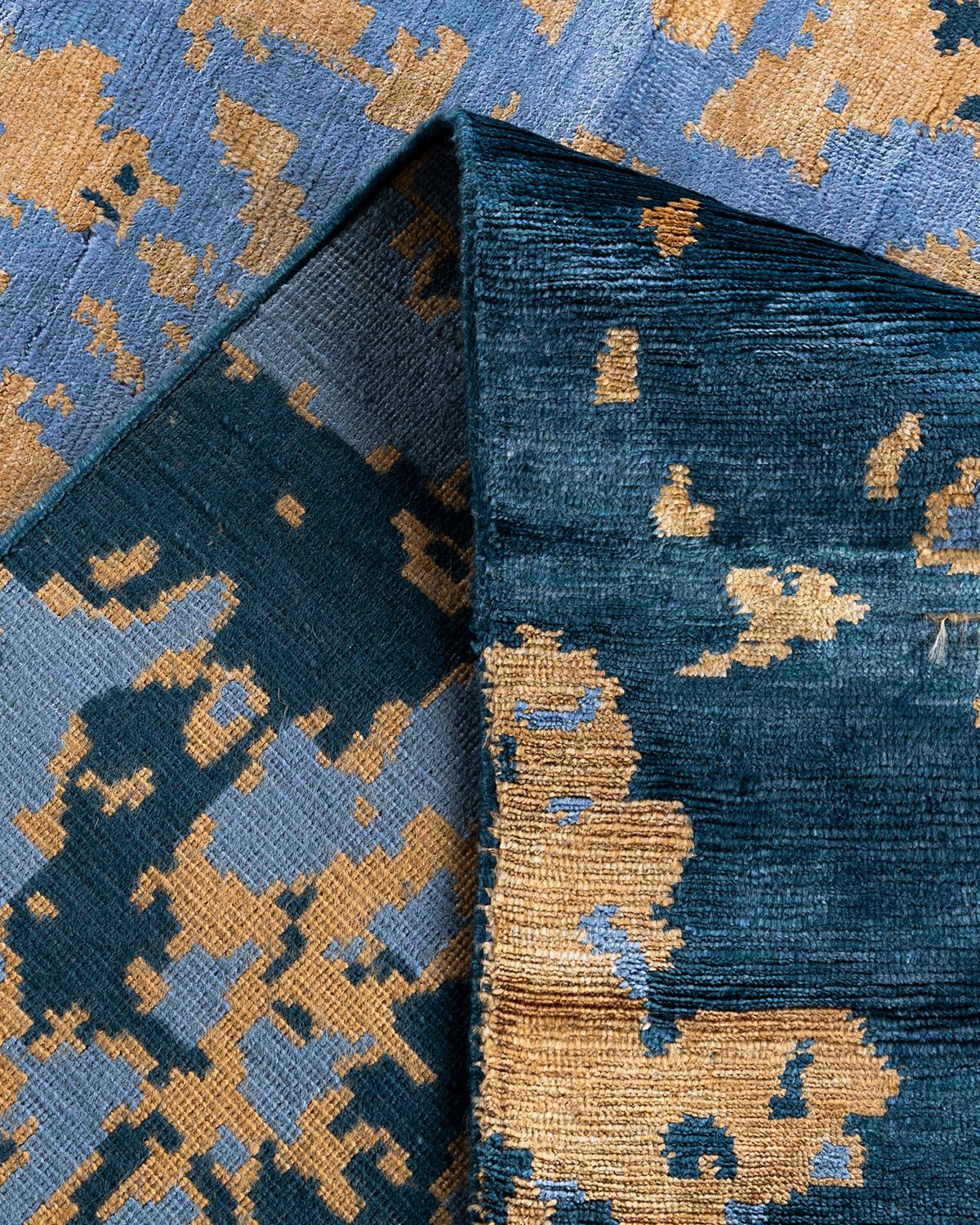 XXI secolo e contemporaneo Tappeto moderno e contemporaneo in seta astratta annodata a mano, color oro, 8' 10