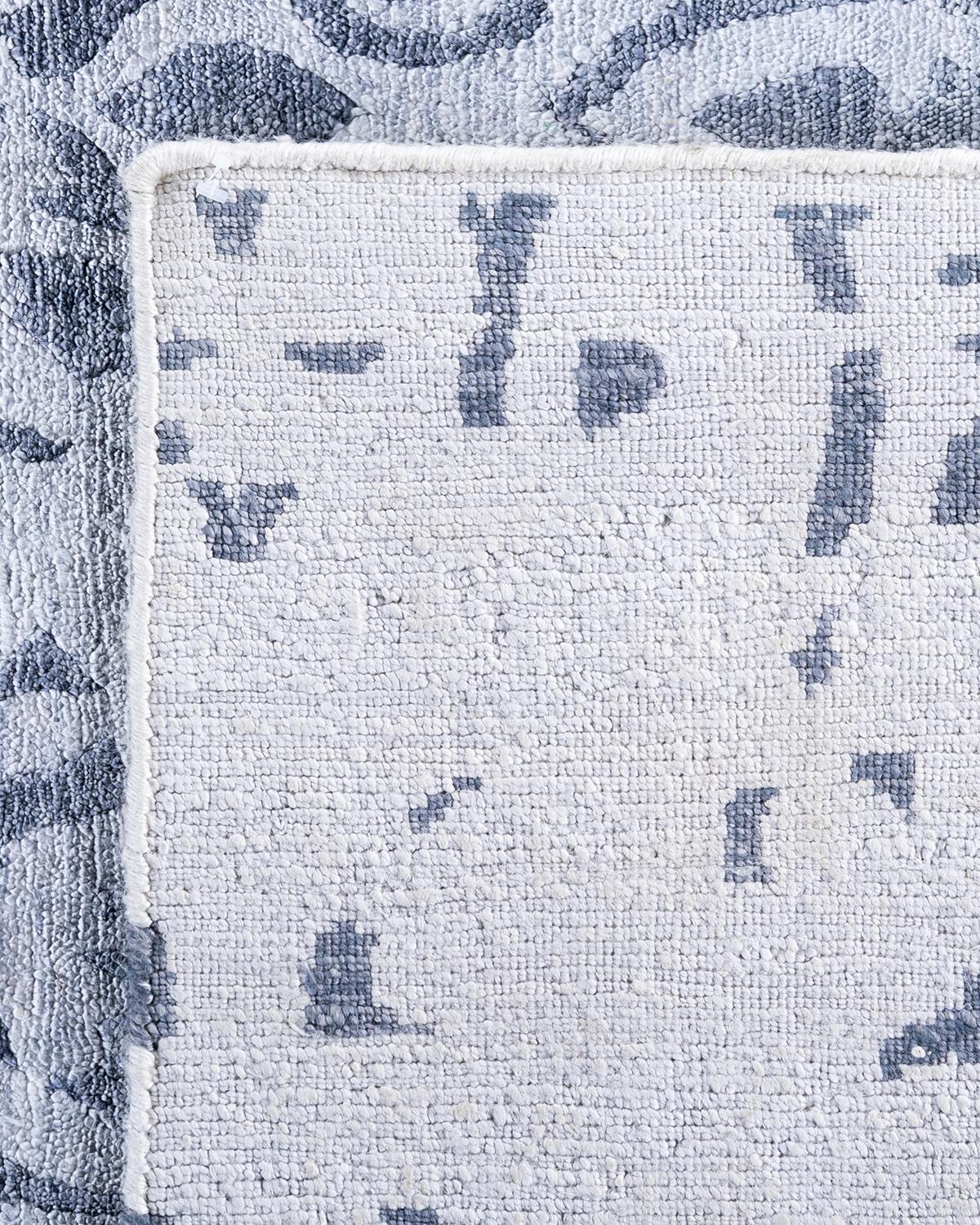 Tappeto moderno e contemporaneo in seta astratta annodata a mano di colore grigio 8' 10
