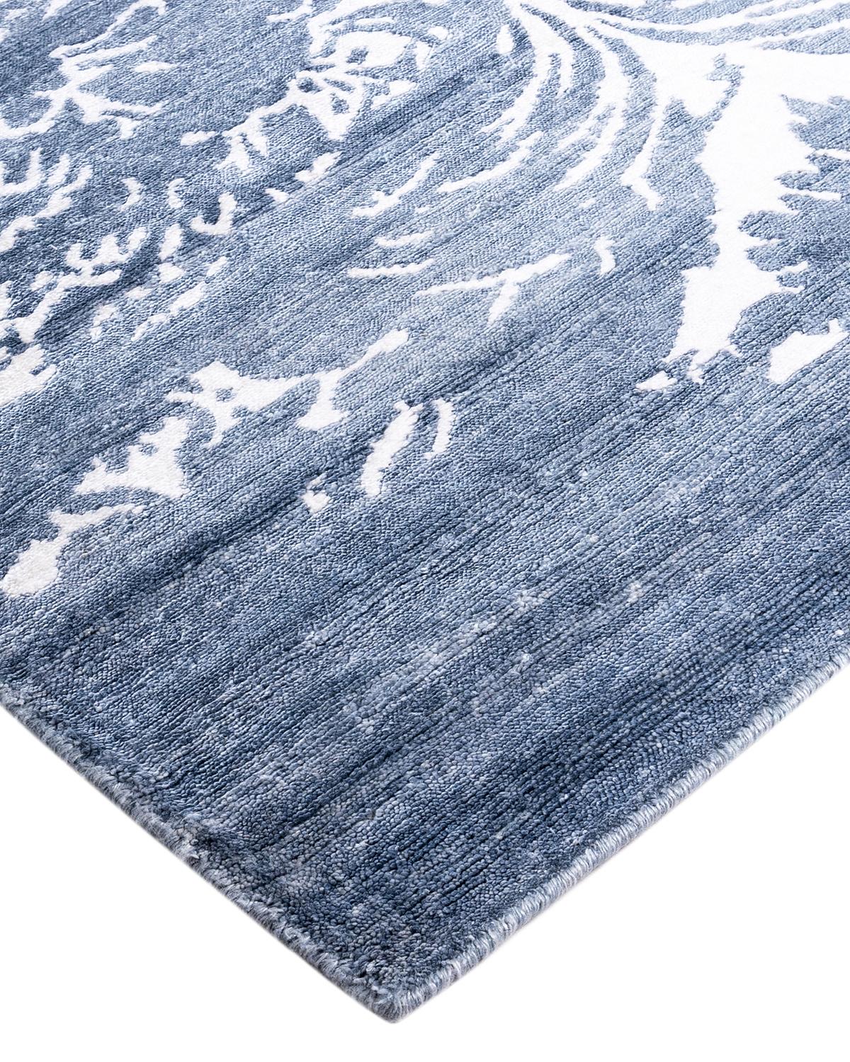 Frescas, llenas de vida y, sobre todo, lujosas, las alfombras de la colección Modern pueden revitalizar una habitación tradicional con la misma elegancia que un espacio más contemporáneo. El opulento dibujo de esta alfombra procede de la rica