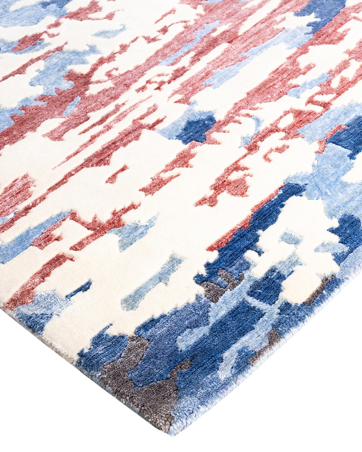 Frisch, temperamentvoll und vor allem luxuriös können die Teppiche der Modern Collection einen traditionellen Raum ebenso beleben wie einen zeitgenössischen Raum. Das opulente Muster dieses Teppichs ist von der reichen Tradition türkischer