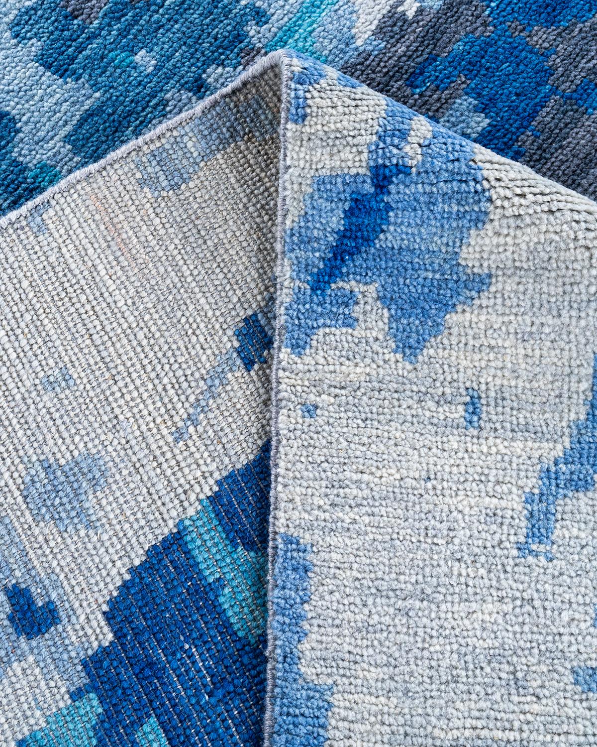 XXI secolo e contemporaneo Contemporary Modern Hand Knoted Abstract Wool Blue Area Rugs 7' 10