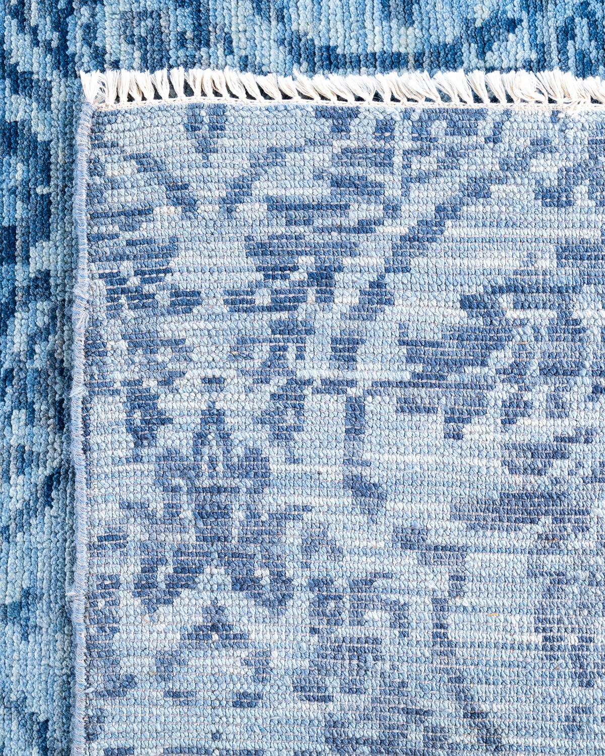 Tappeto moderno e contemporaneo in lana floreale annodata a mano di colore blu 8' 1