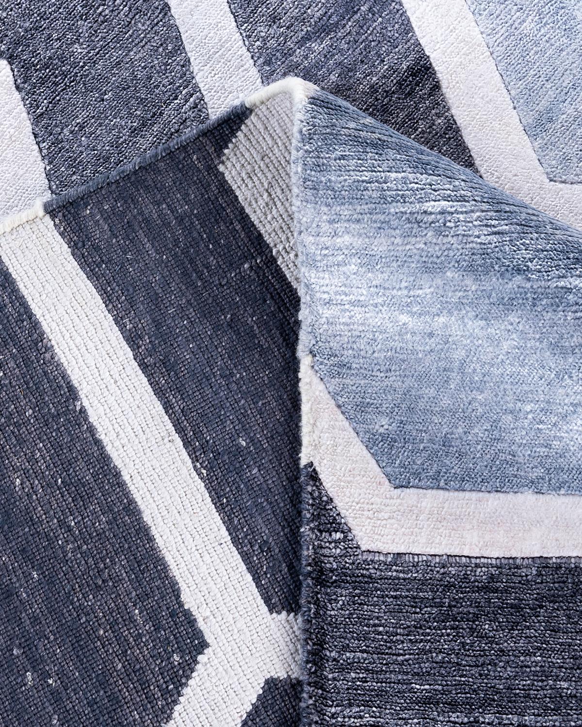 XXI secolo e contemporaneo Tappeto moderno e contemporaneo in seta geometrica grigio annodato a mano 8' 3