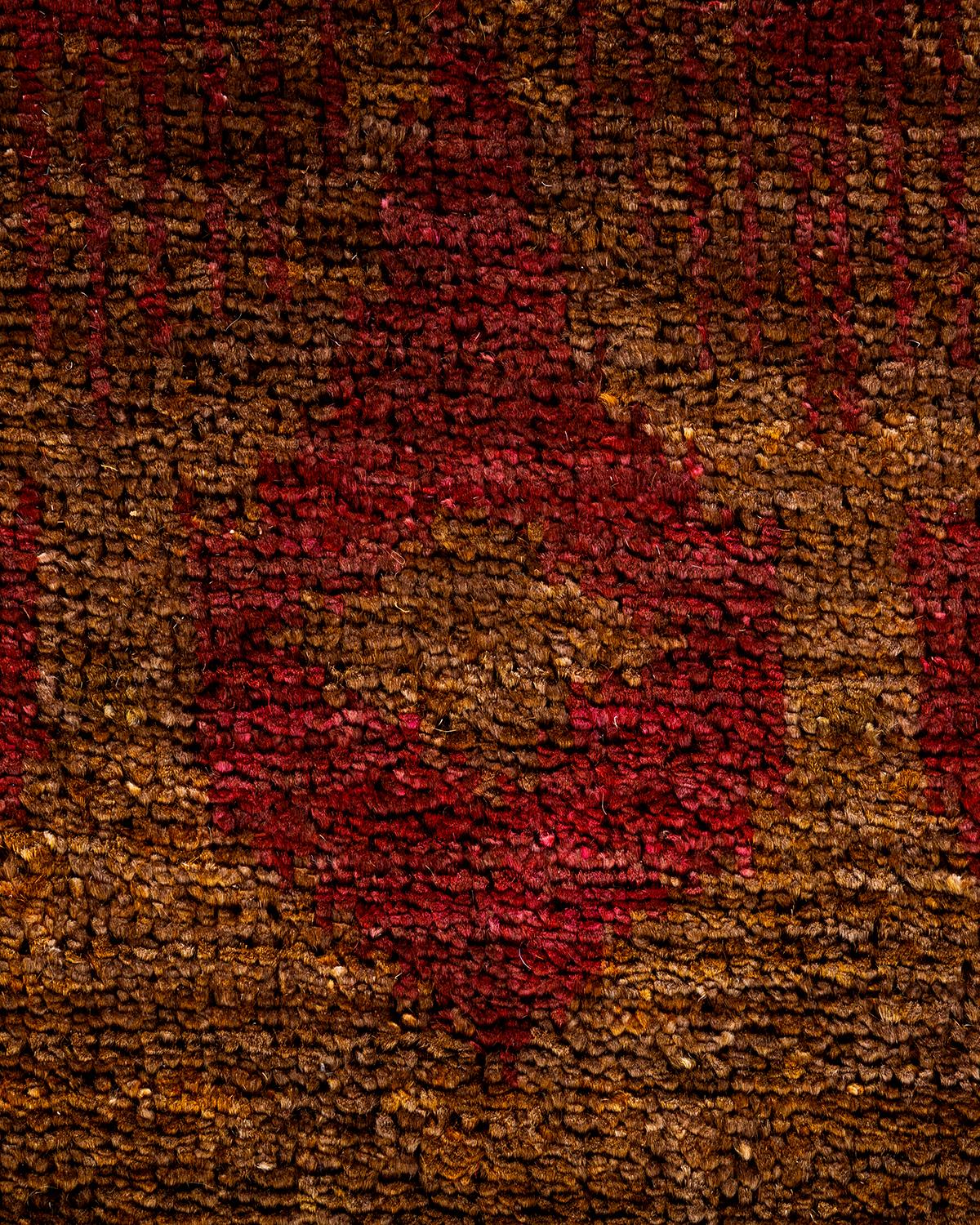 Contemporary Modern Hand Knotted Wool Brown Area Rug (Pakistanisch) im Angebot