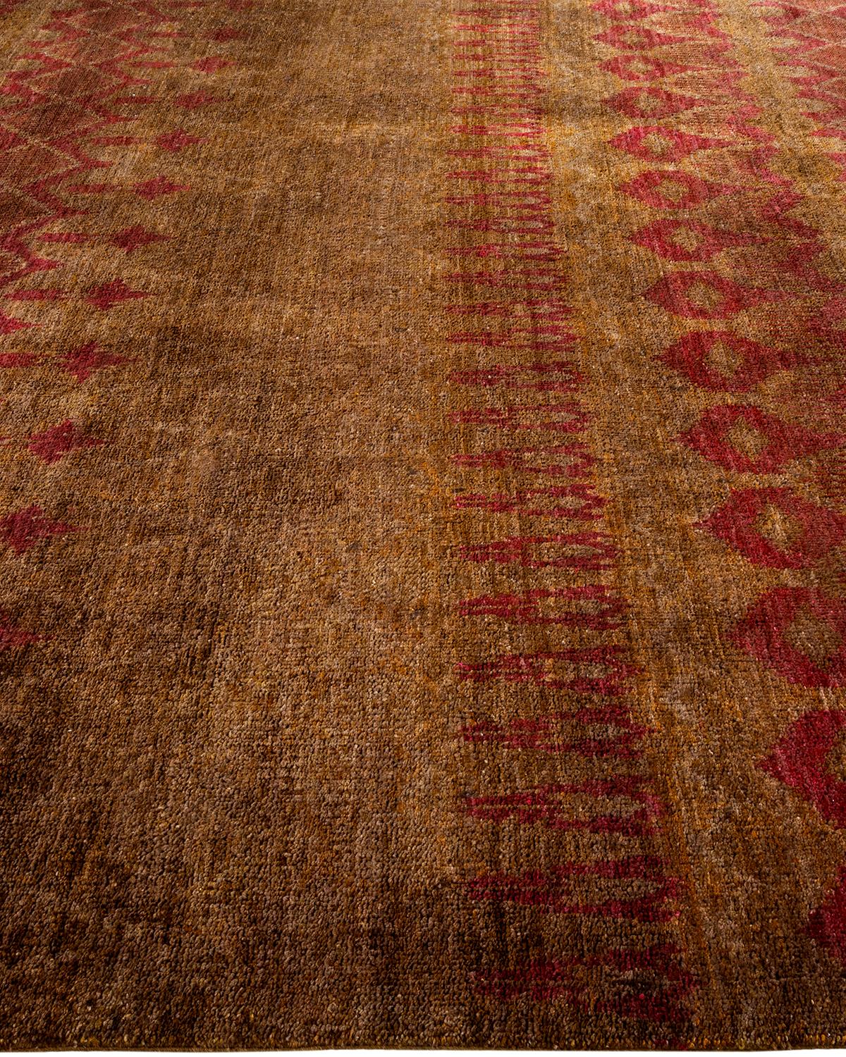 Contemporary Modern Hand Knotted Wool Brown Area Rug im Zustand „Neu“ im Angebot in Norwalk, CT