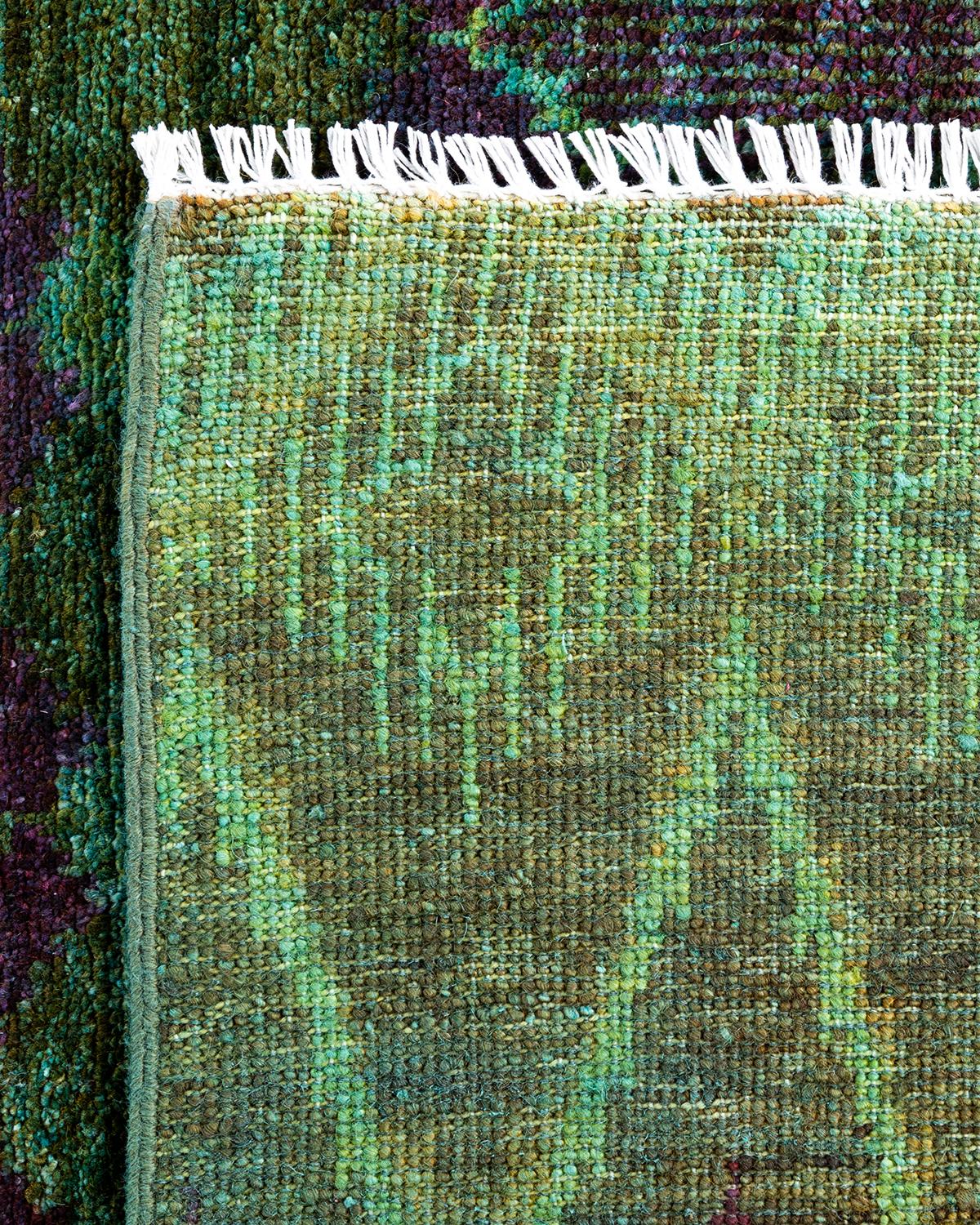 Contemporary Modern Handknotted Wool Green Area Rug (21. Jahrhundert und zeitgenössisch) im Angebot