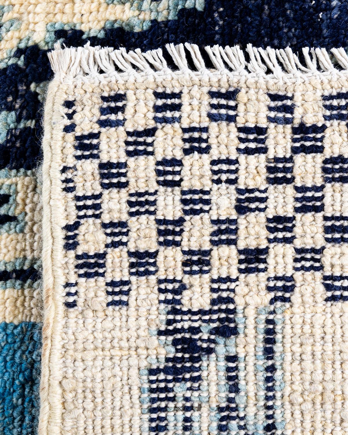 Contemporary Modern Hand Knotted Wool Ivory Runner (21. Jahrhundert und zeitgenössisch) im Angebot