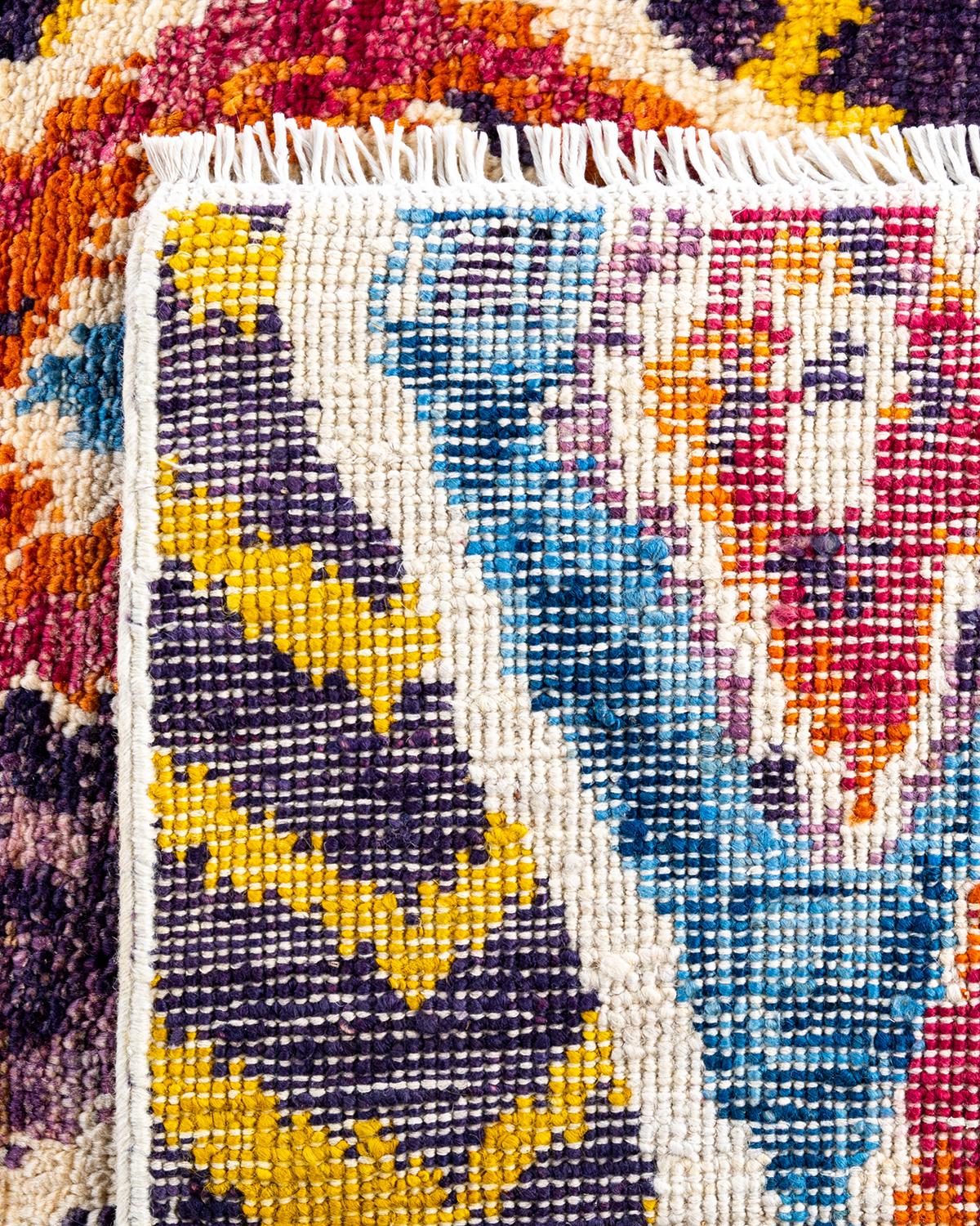 Contemporary Modern Handknotted Wool Multi Area Rug (21. Jahrhundert und zeitgenössisch) im Angebot