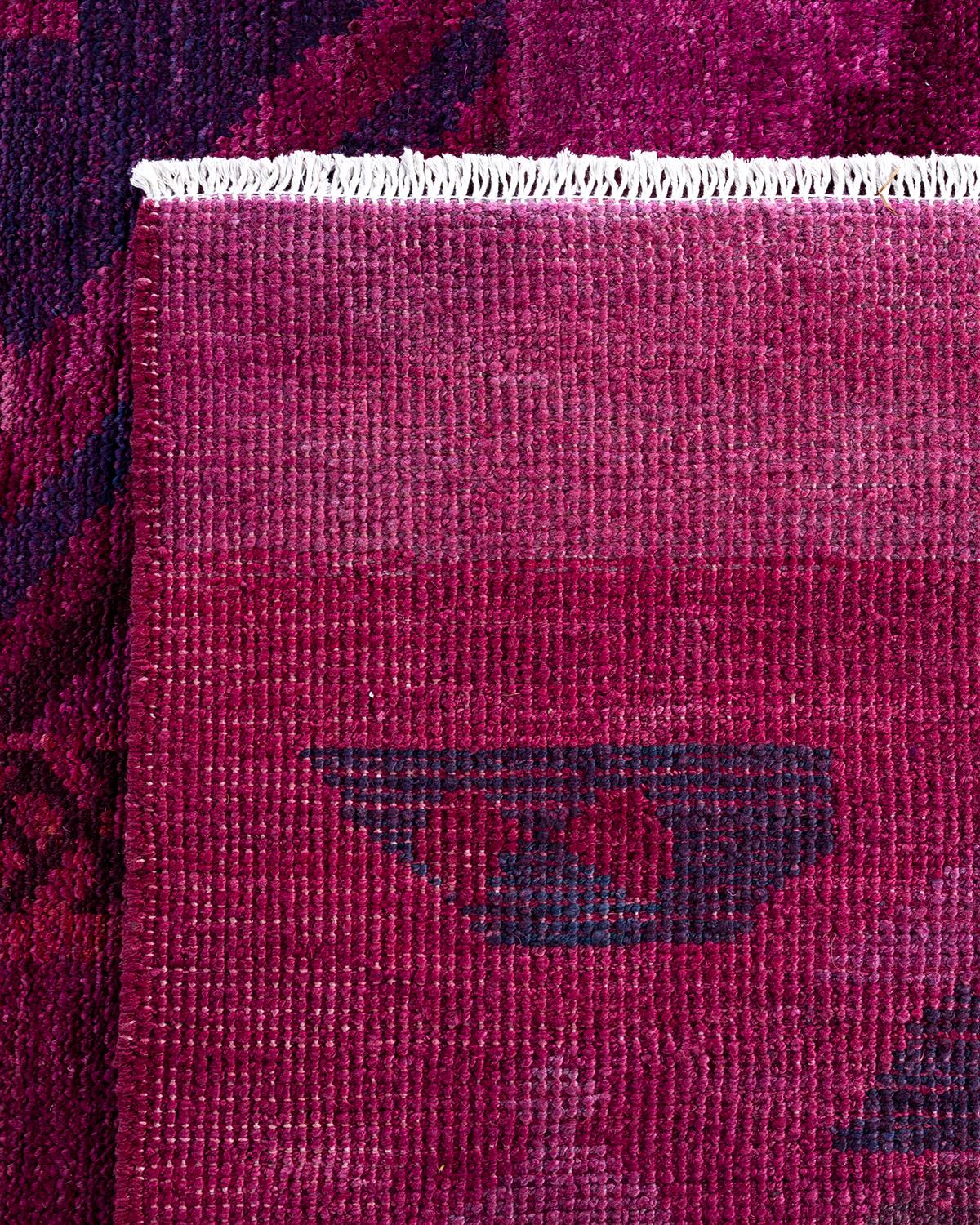 XXIe siècle et contemporain Tapis de sol contemporain moderne en laine nouée à la main, de couleur rose en vente
