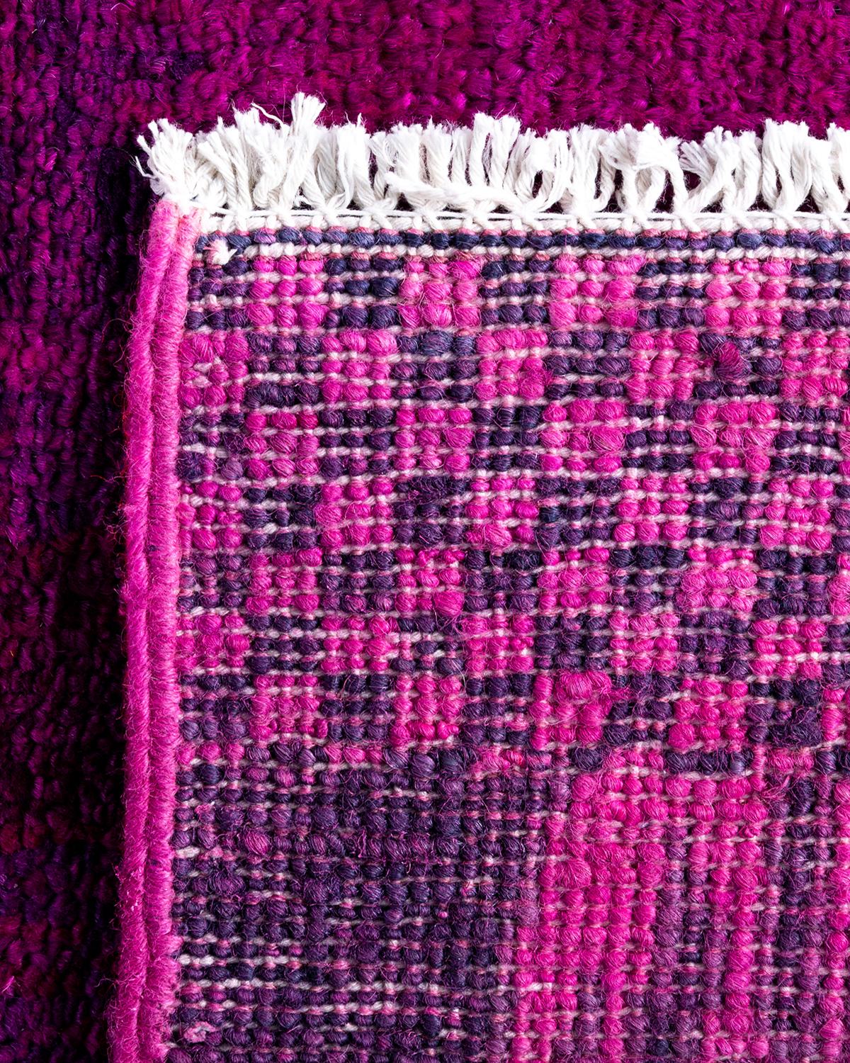 XXIe siècle et contemporain Tapis de course Contemporary Modernity en laine nouée à la main rose 2' 6