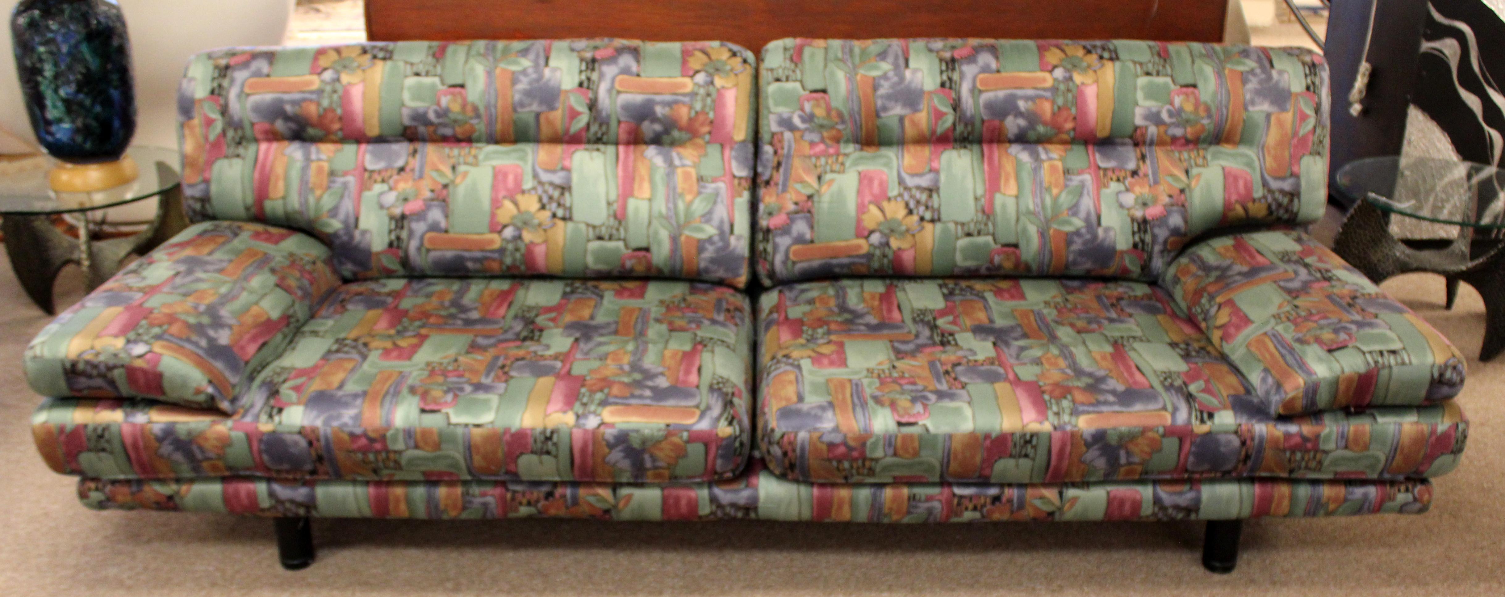 90s couch pattern