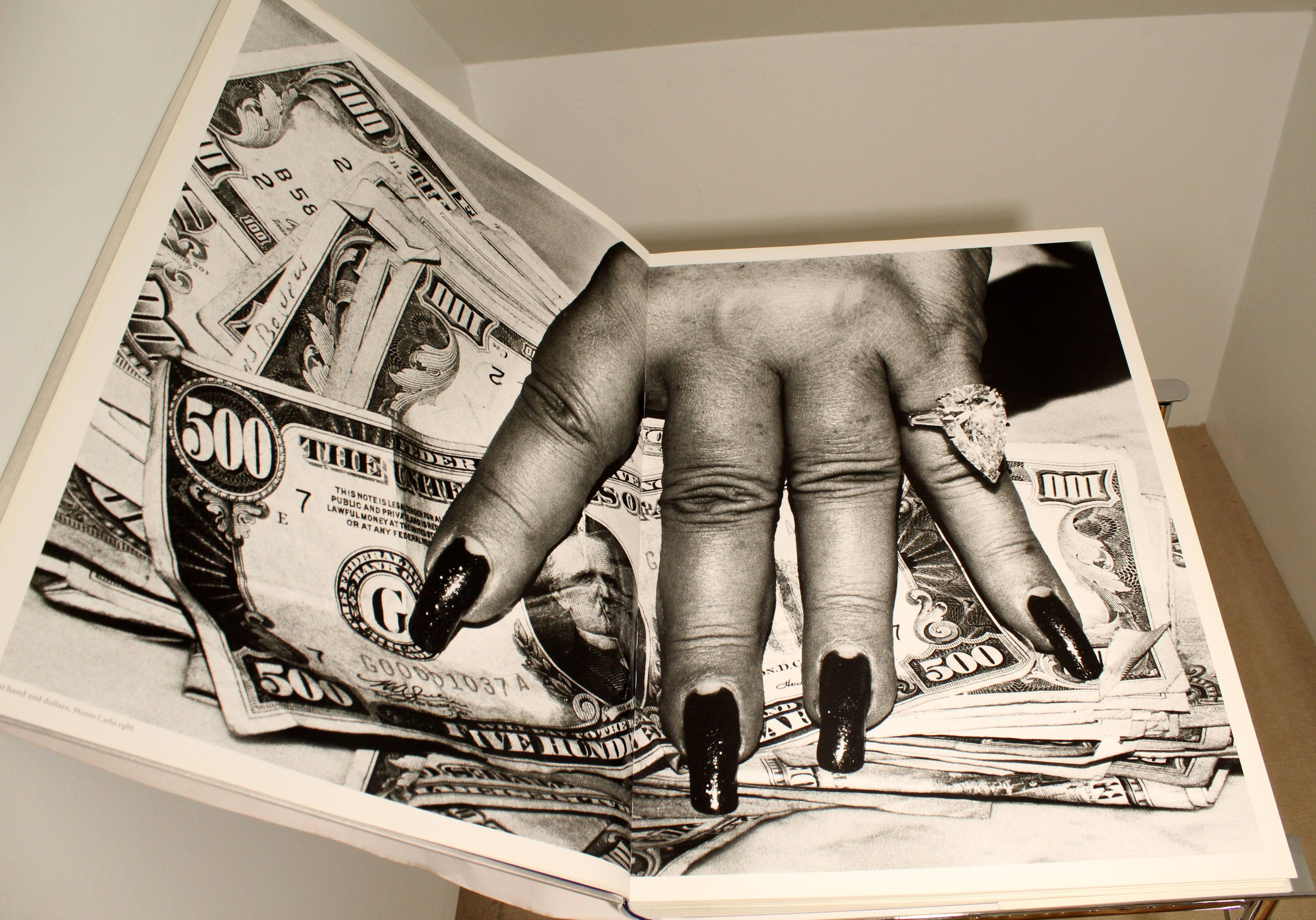 Zeitgenössische Moderne Helmut Newton Big Nude Sumo Book Stand Signiert Nummeriert 3