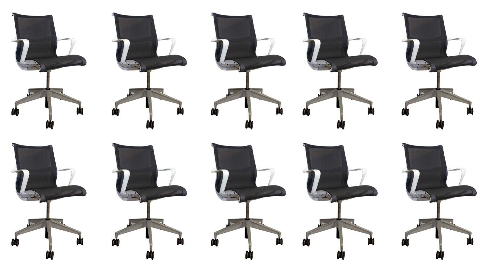 Contemporary Modern Herman Miller Setu White Office Arm Chair For Sale 2