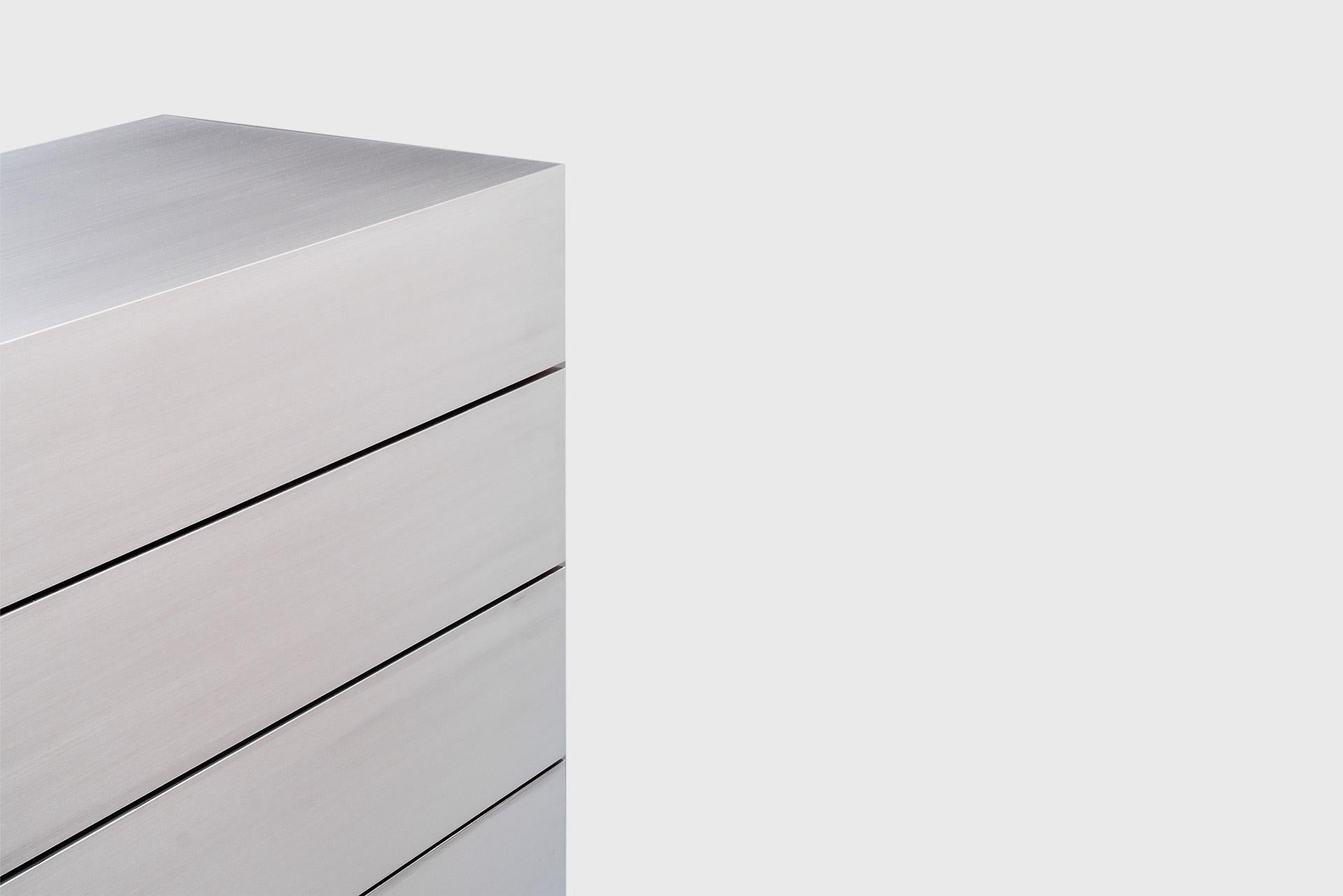 Contemporary Modern Industrial Shelf, Modell Stack aus grauem Metall, von Johan Viladrich (Französisch) im Angebot