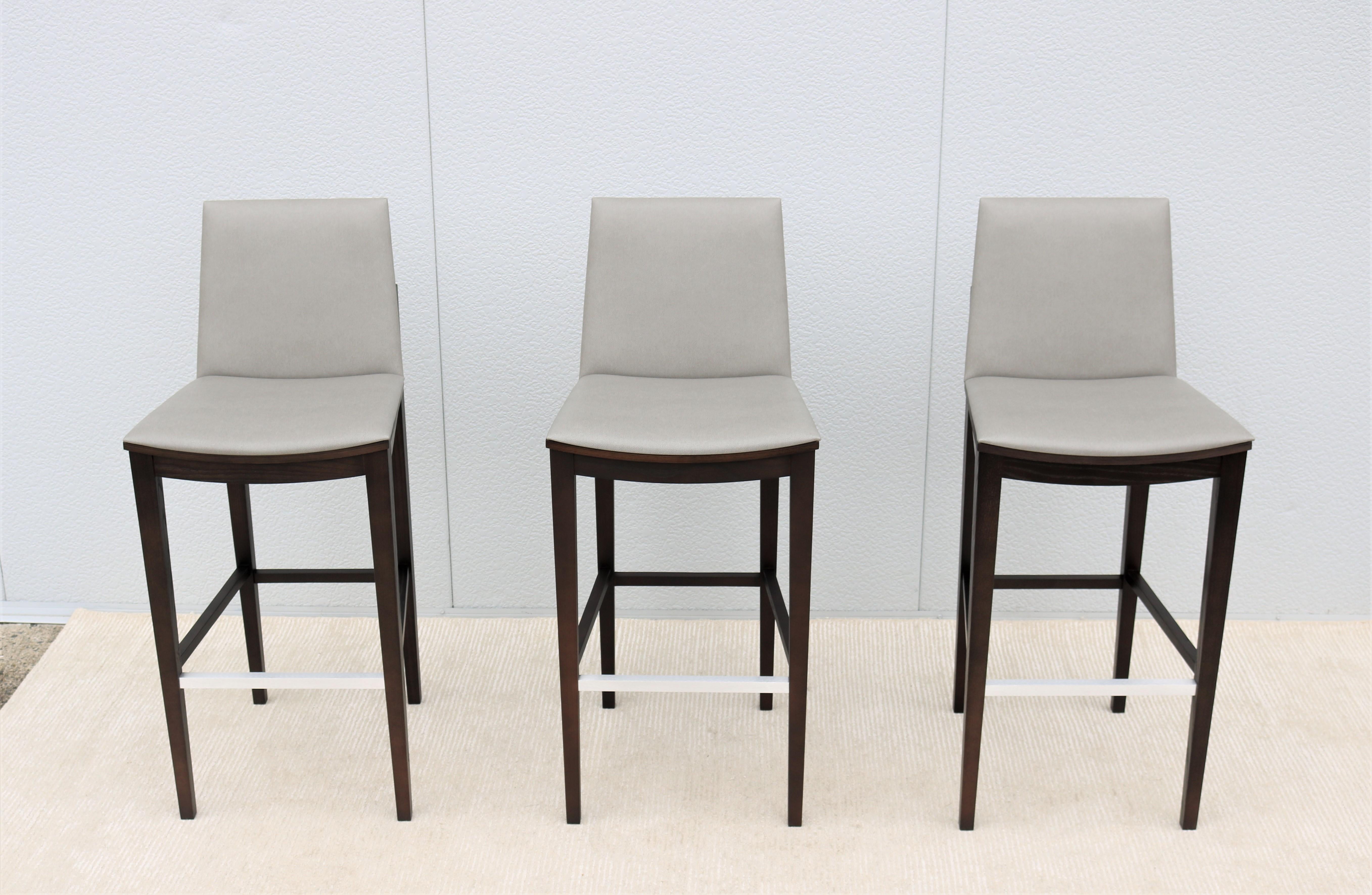 American Contemporary Modern Kevin Stark for Hbf Ash Wood Carlyle Barstool, Set of 3 For Sale