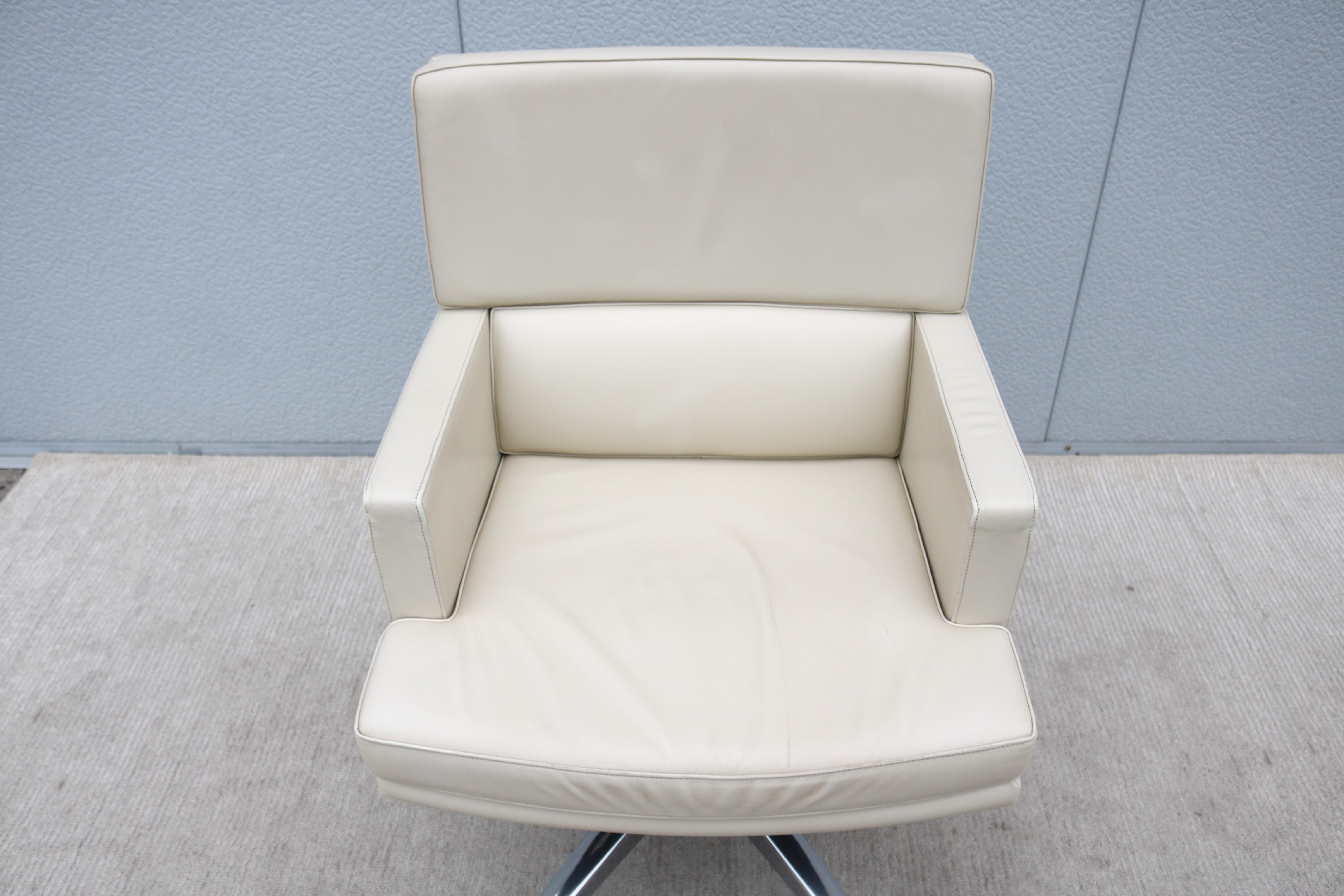 Silla de oficina moderna contemporánea Martin Brattrud Braemar de cuero con respaldo medio en venta 8