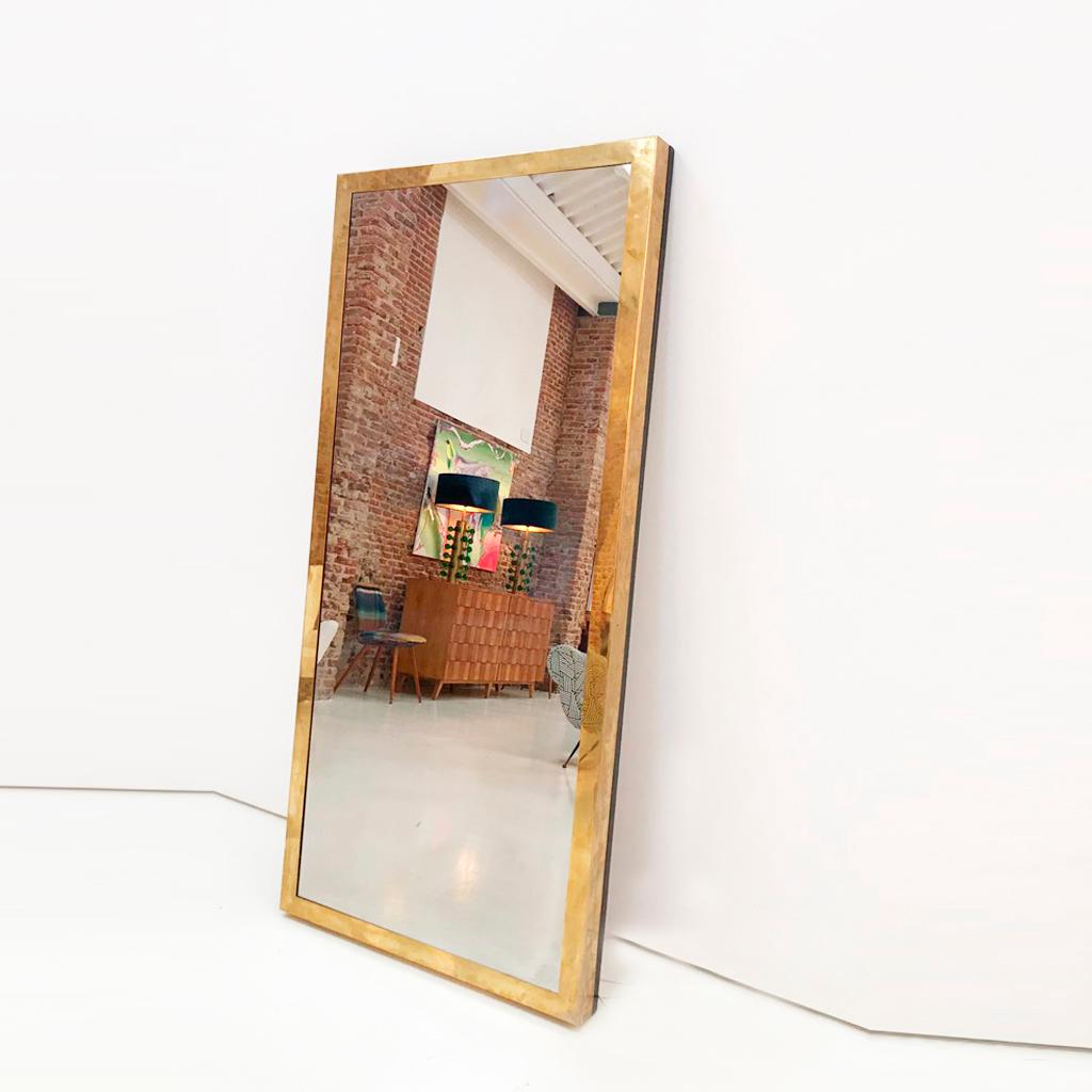 Laiton Modèle vintage Infinity grand miroir italien en laiton, prêt en vente