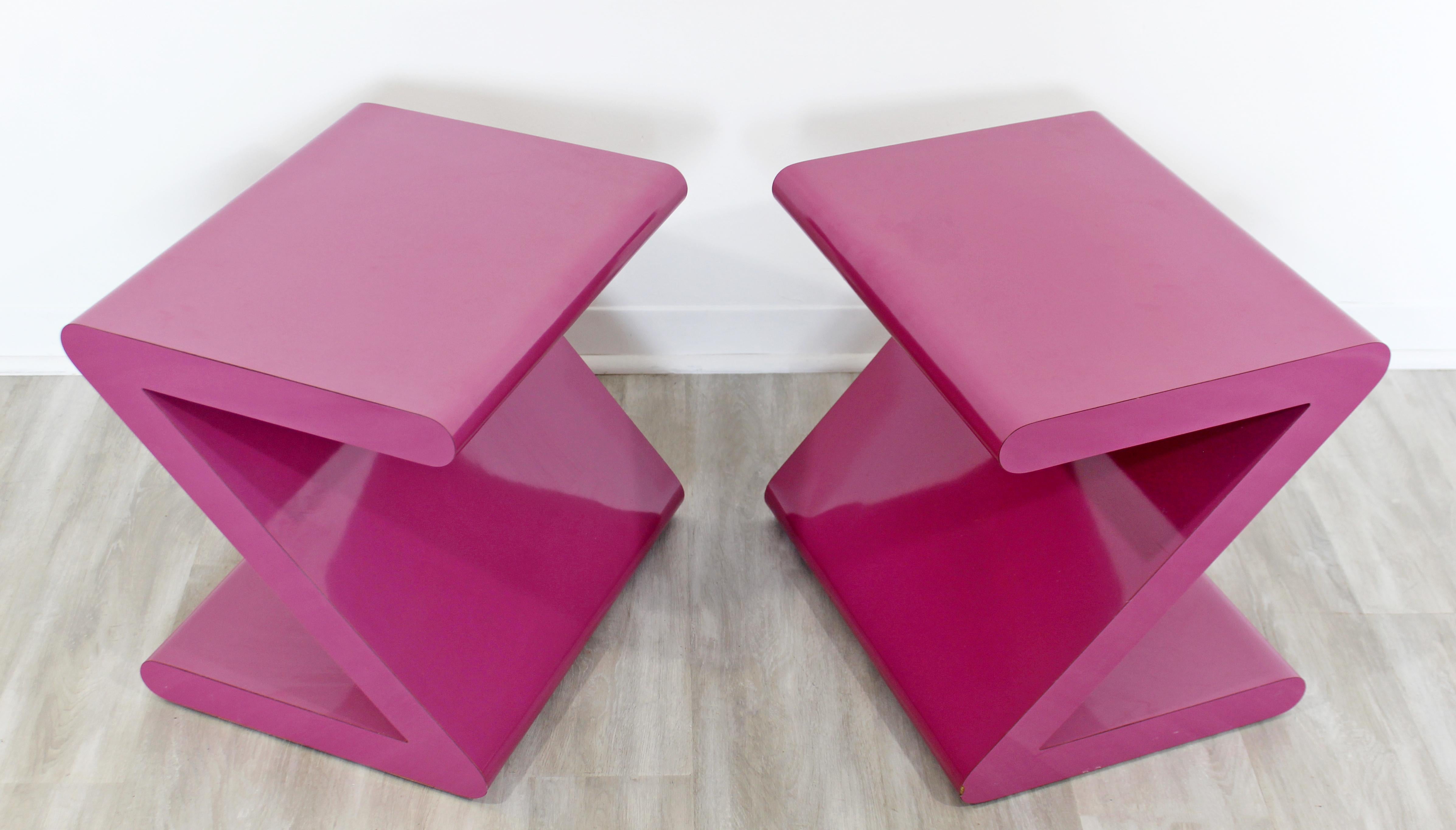 Contemporary Modern Pair of Acrylic Z-Shaped Side End Tables 1980s Pink In Good Condition In Keego Harbor, MI