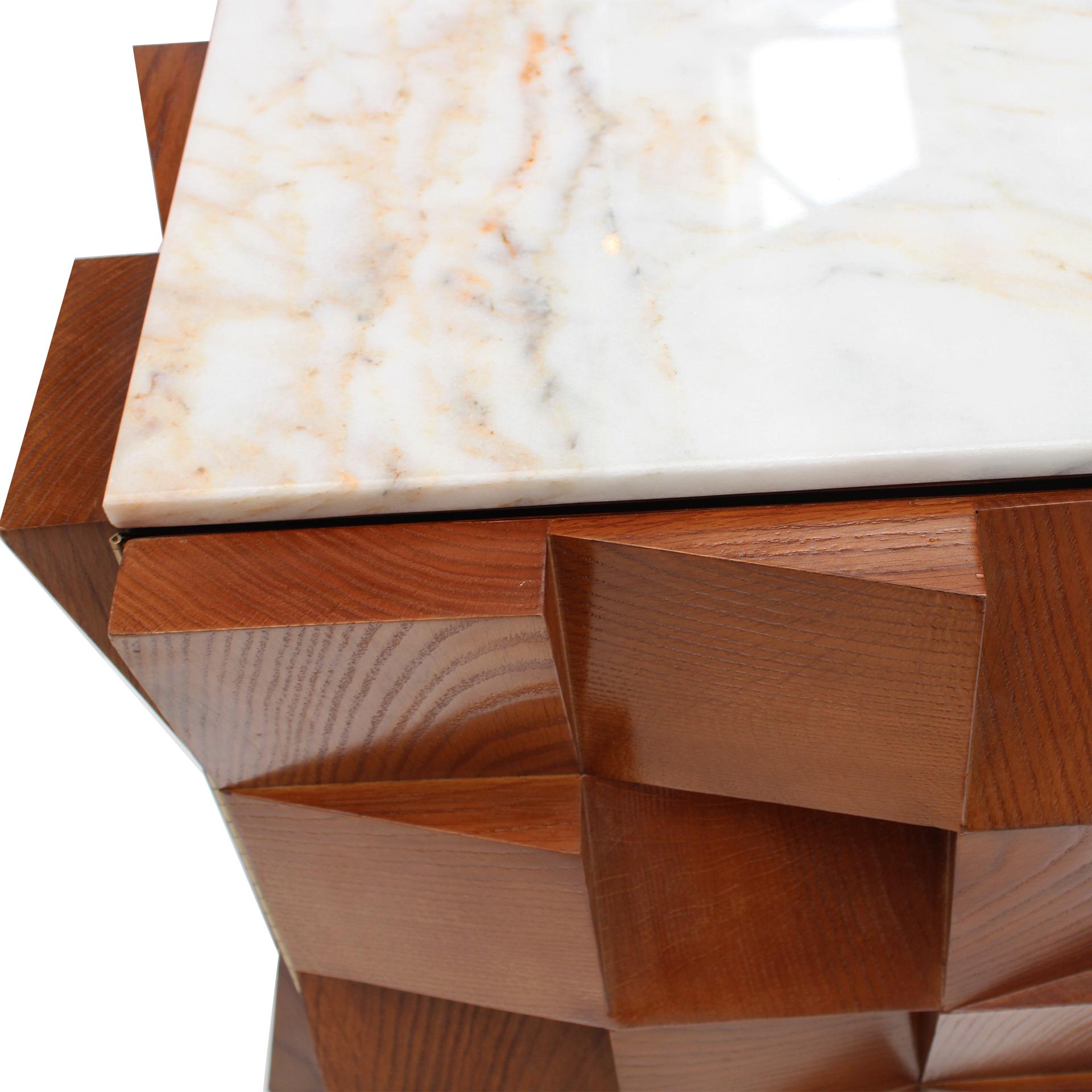 Paire de buffets modernes contemporains en Wood et dessus en marbre de Sienne, Italie en vente 3