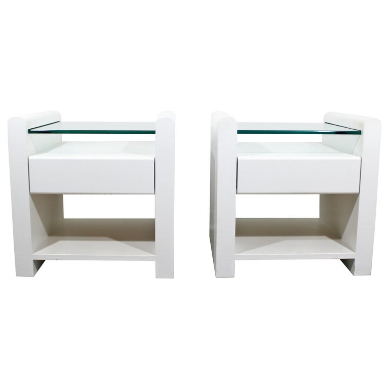 Contemporary Modern Pair Of White Lacquer And Glass Nightstands End Tables 1980s At 1stdibs