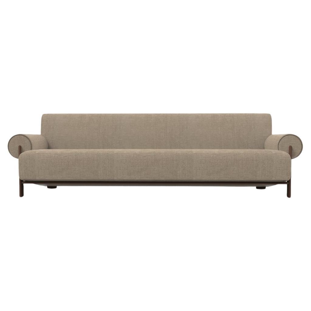 Contemporary Modern Paloma Sofa, gepolstert mit Famiglia 07 Stoff von Collector im Angebot