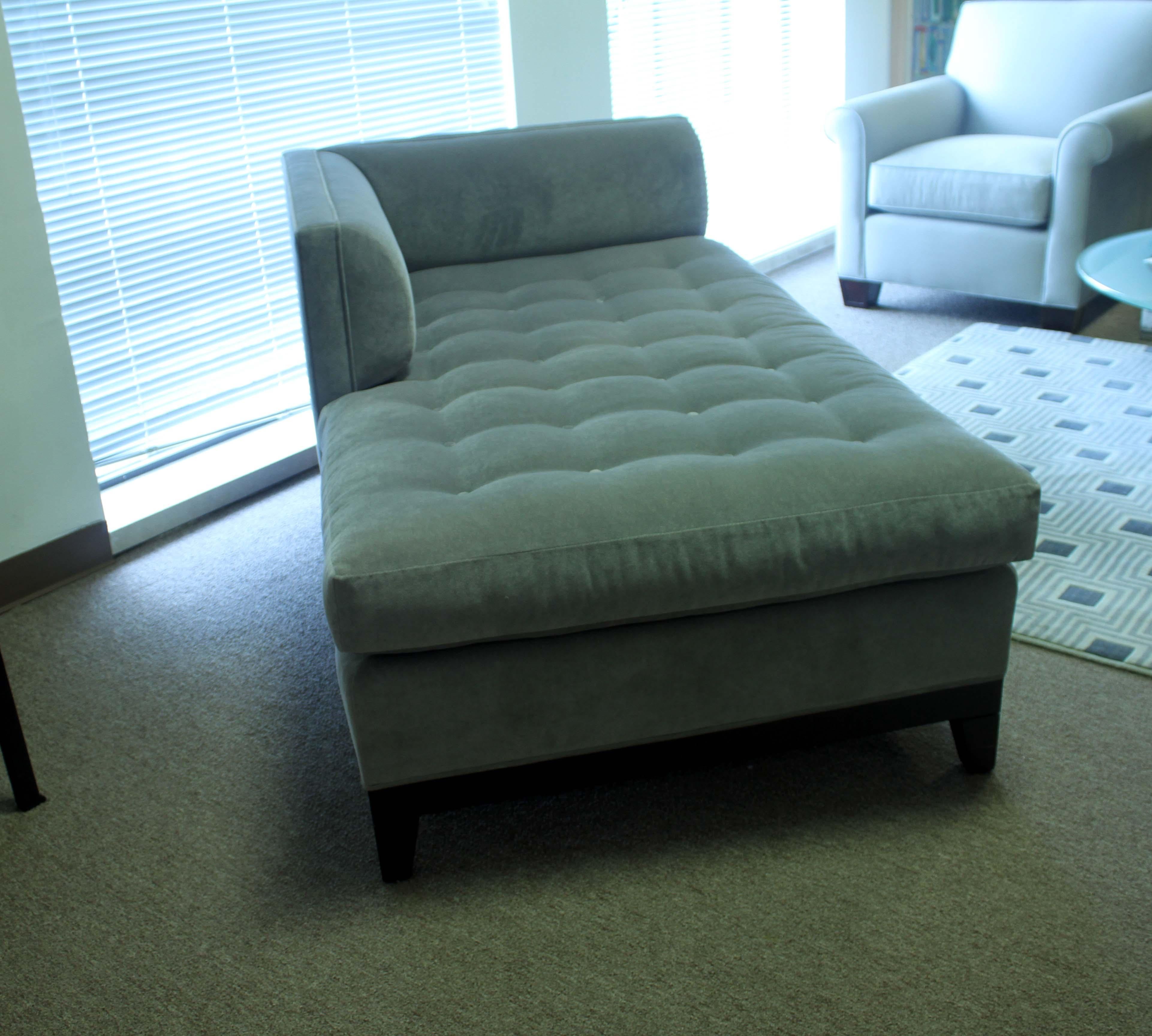 Contemporary Modern Pearson Grey Tufted Velvet Chaise In Good Condition In Keego Harbor, MI