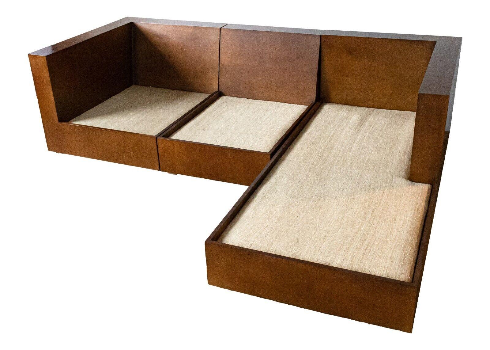 Zeitgenössisches modernes Ralph Lauren-Sofa aus Nussbaumholz, 3 Teile, Modular (Holz) im Angebot