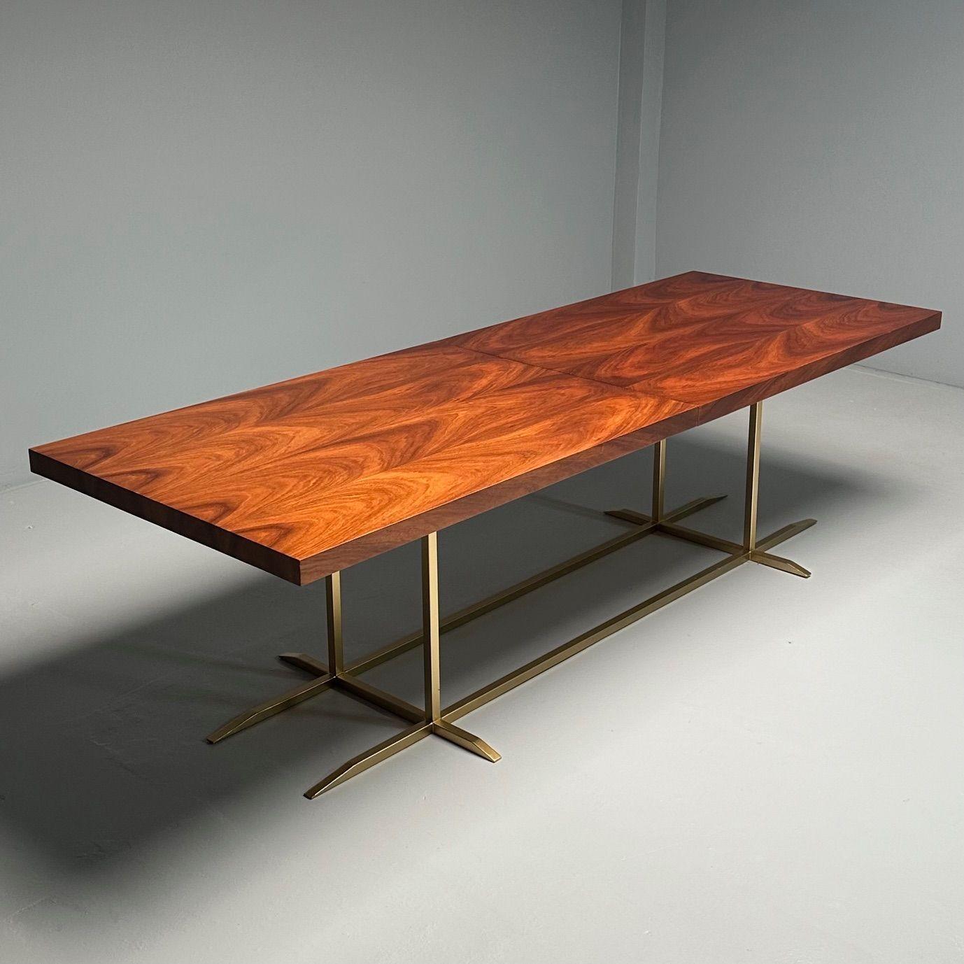 Moderne Contemporary, Modernity Table de salle à manger rectangulaire, placage de bois d'ébène, métal doré en vente