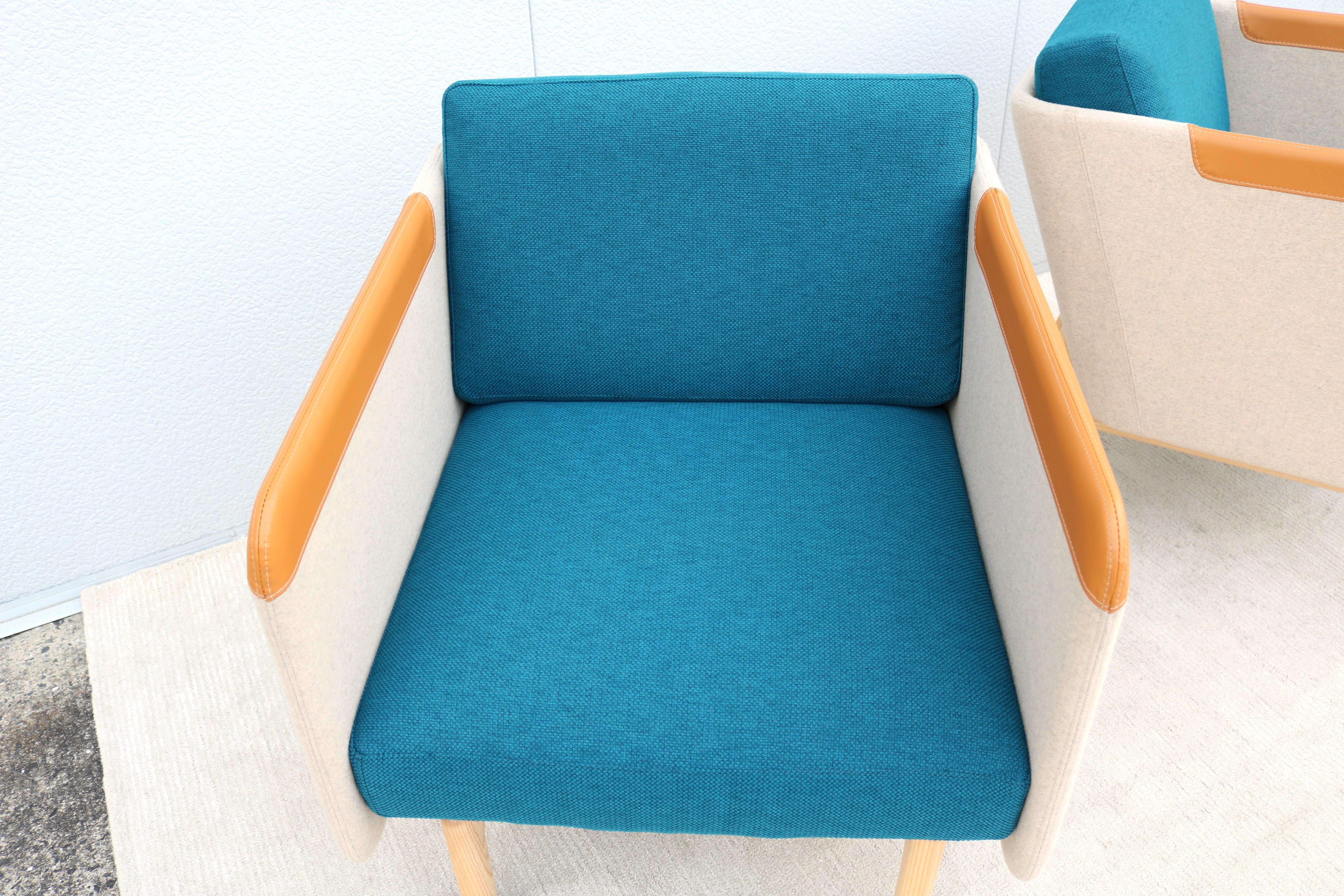 Contemporary Modern Roger Webb for OFS Heya Wool Lounge Chairs - a Pair For Sale 10
