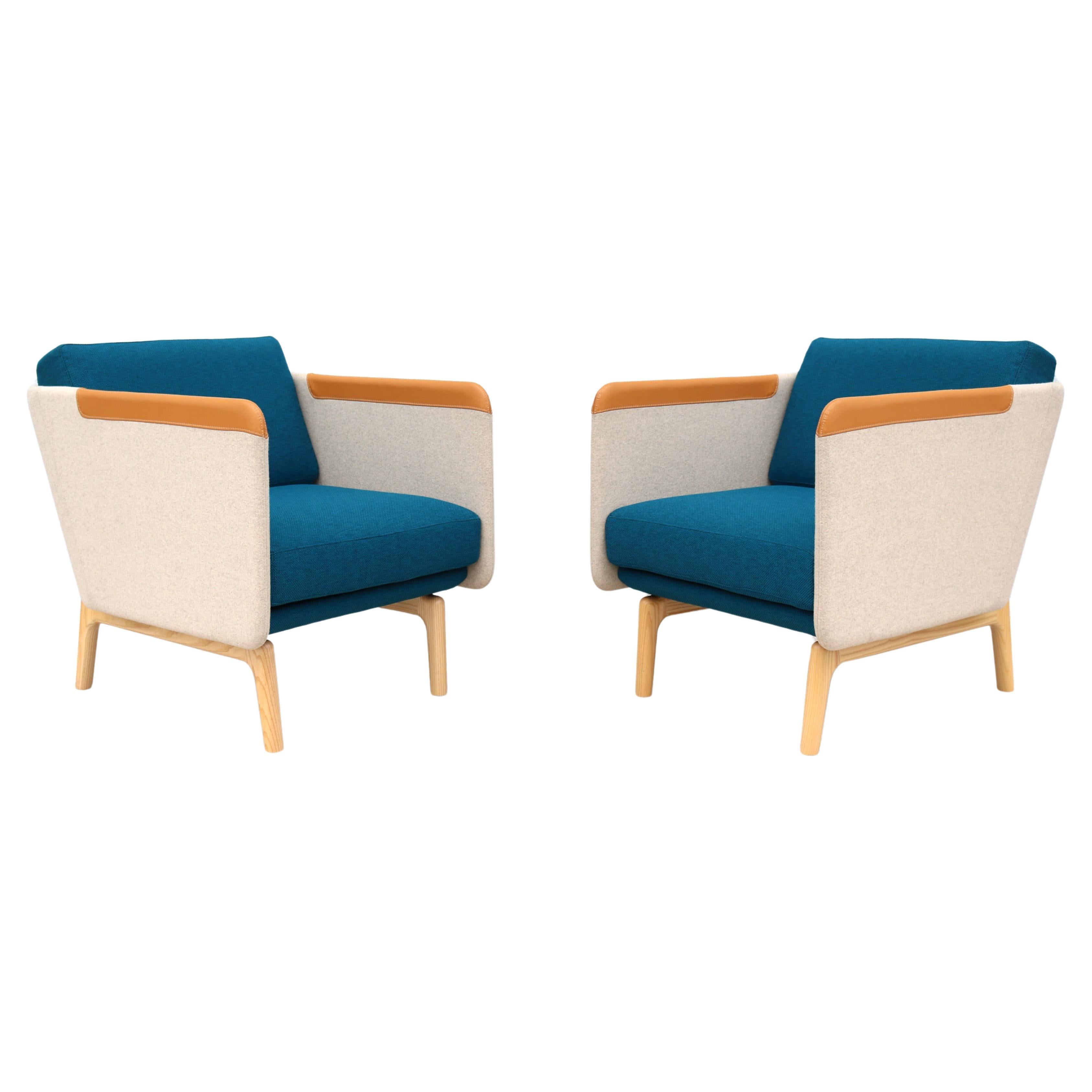 Contemporary Modern Roger Webb for OFS Heya Wool Lounge Chairs - a Pair For Sale