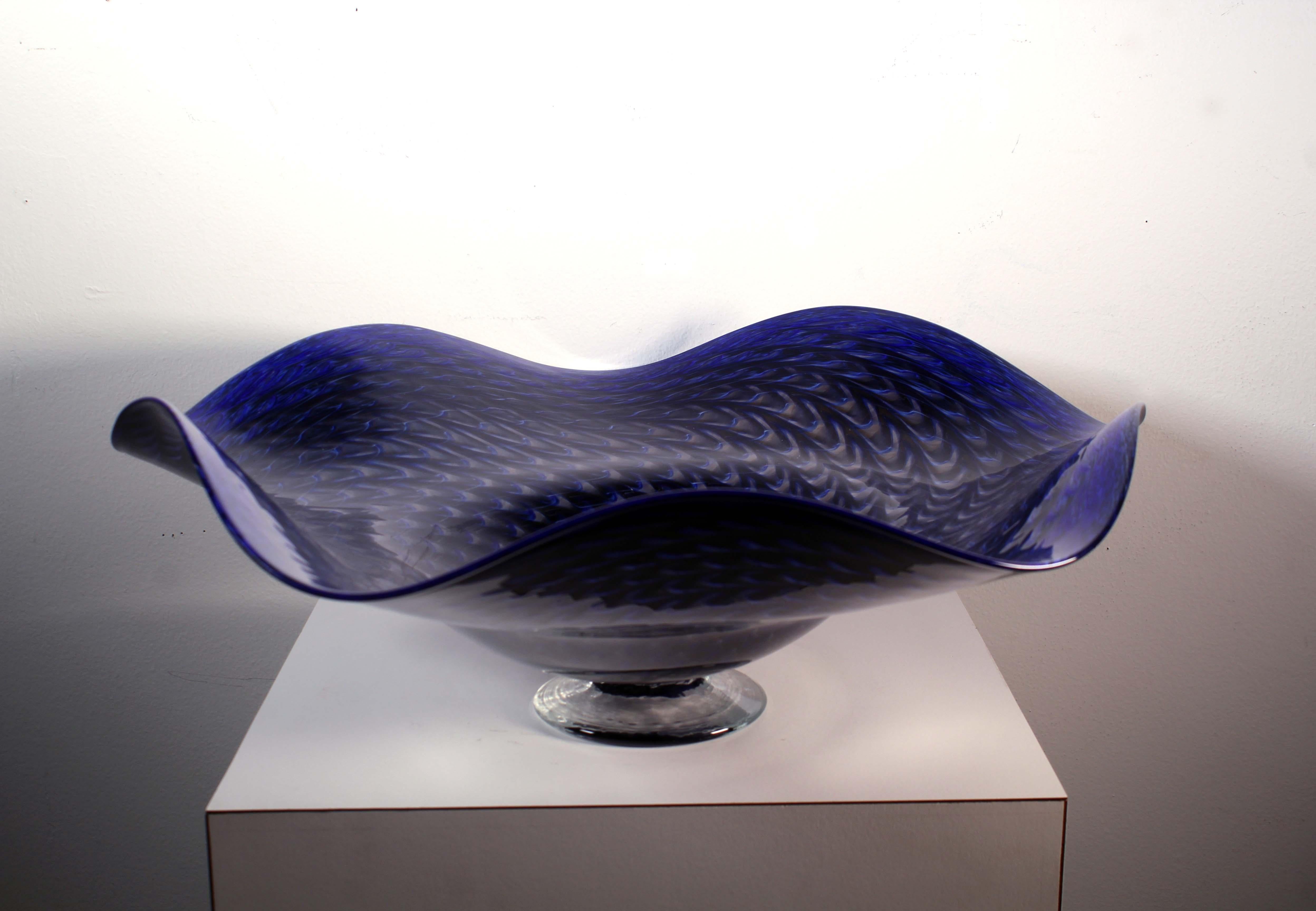 Contemporary Modern Ron Mynatt Cobalt Fluted Signed Art Glass Bowl For Sale 2