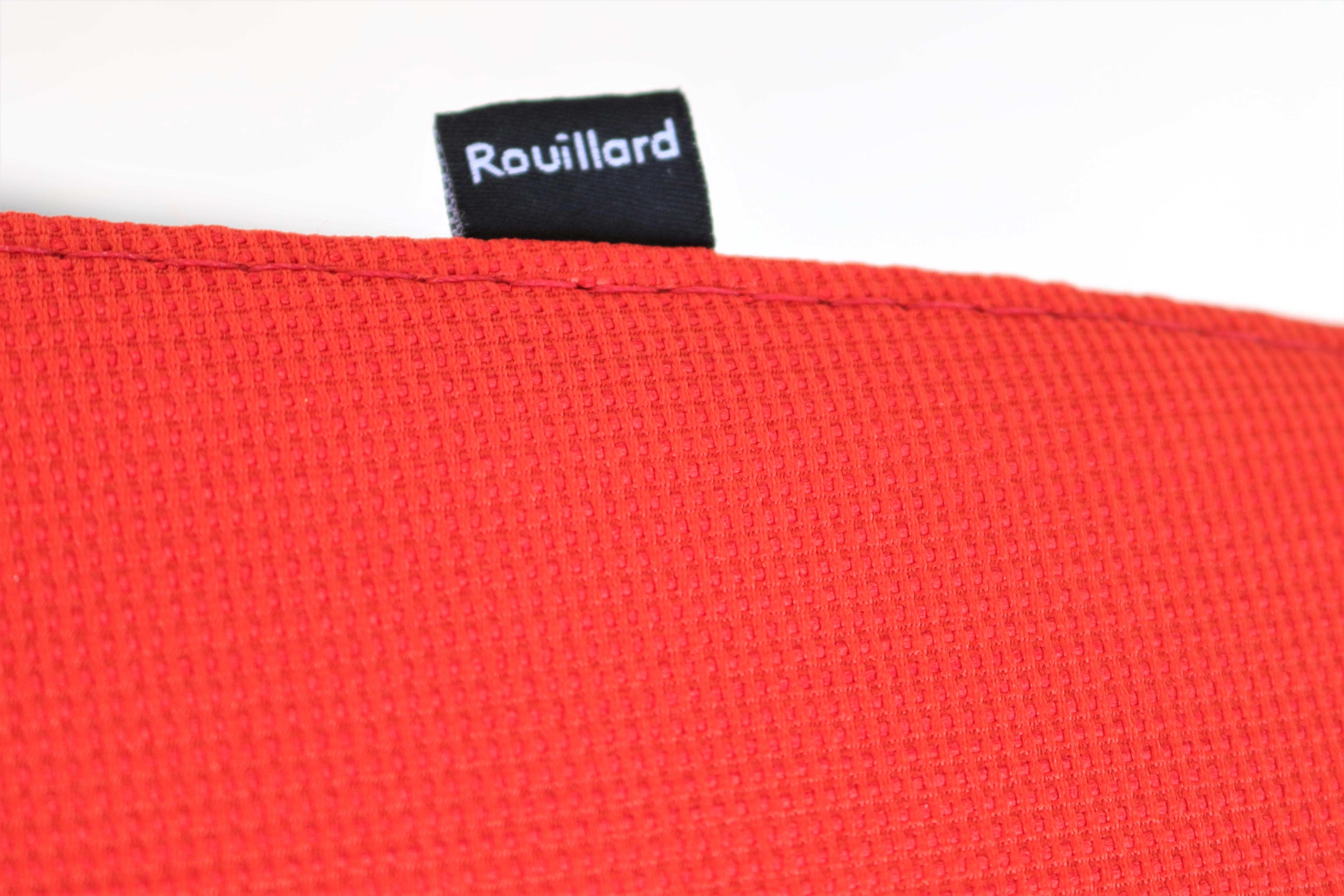 Contemporary Modern Rouillard Solo High Back Red Lounge Chairs, a Pair For Sale 5