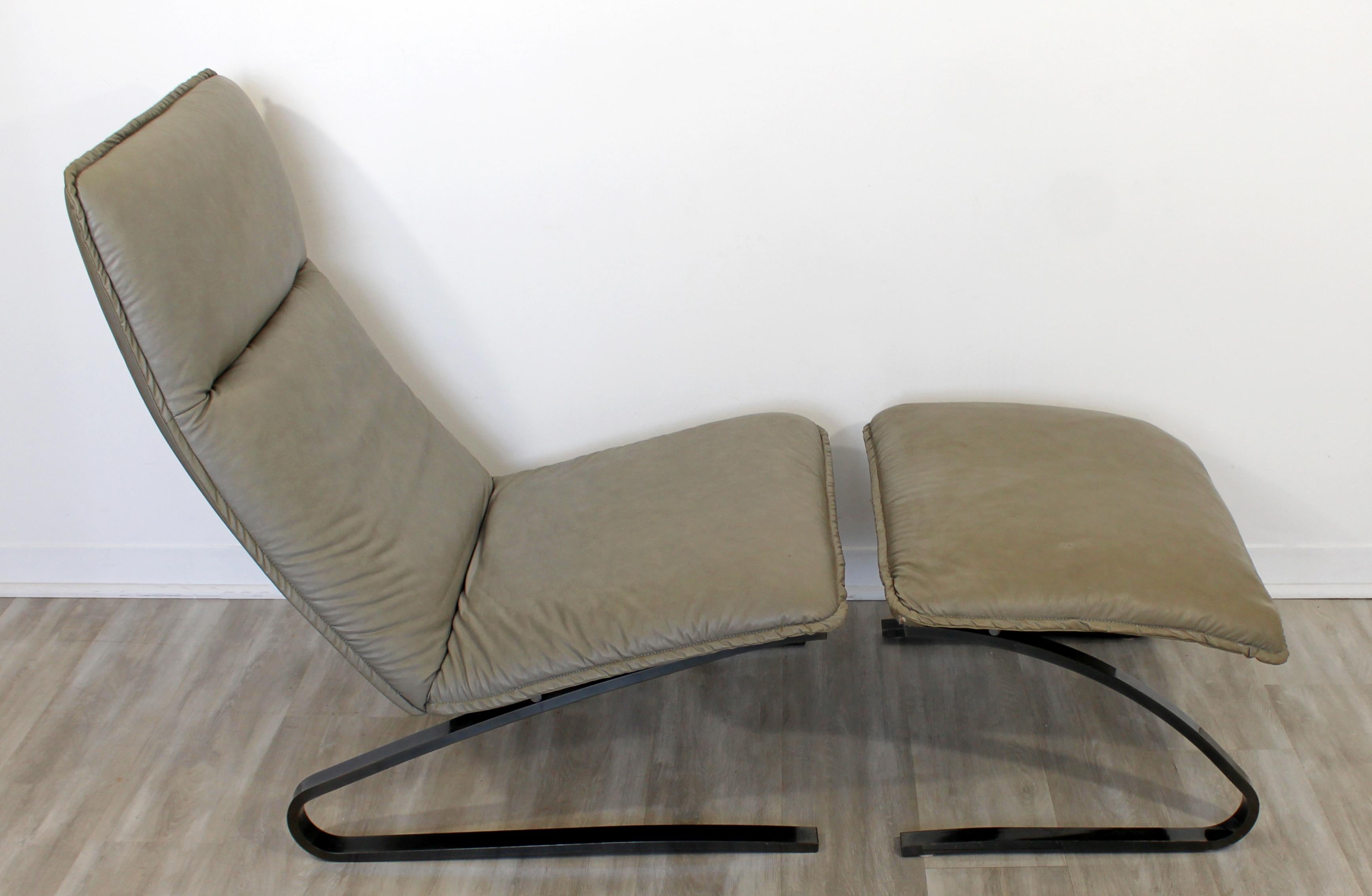 Contemporary Modern Sculptural DIA Gunmetal Leather Lounge Chair & Ottoman 1990s In Good Condition In Keego Harbor, MI