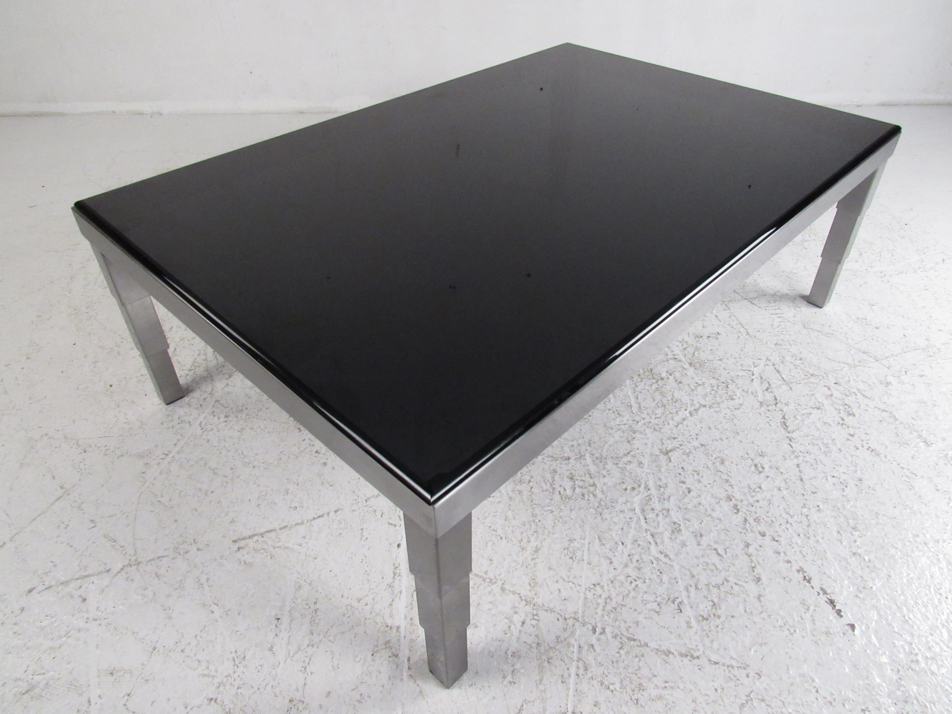 Mid-Century Modern Contemporary Modern Smoked Glass Coffee Table For Sale