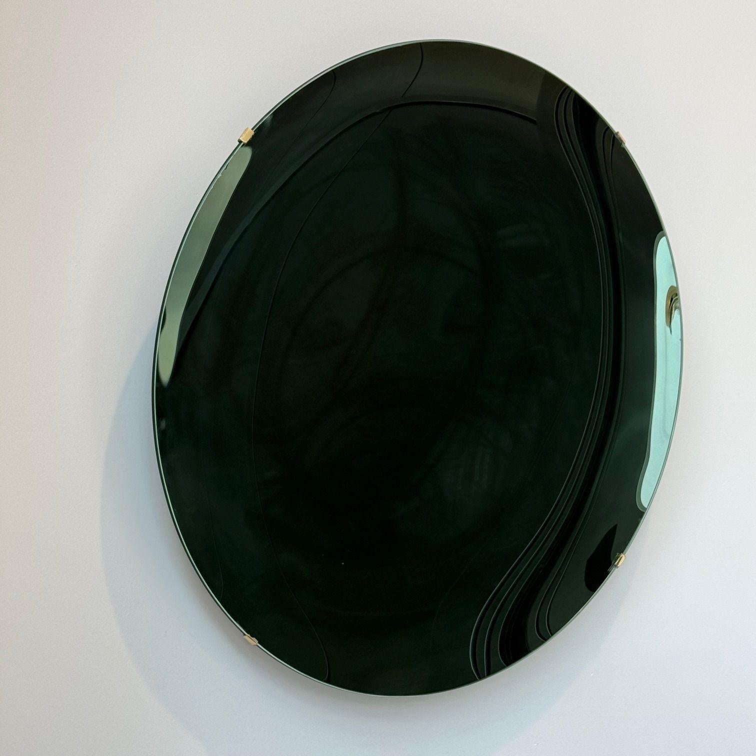 Specchio da parete contemporaneo, Modern Age, vetro concavo, verde vintage, ottone 1