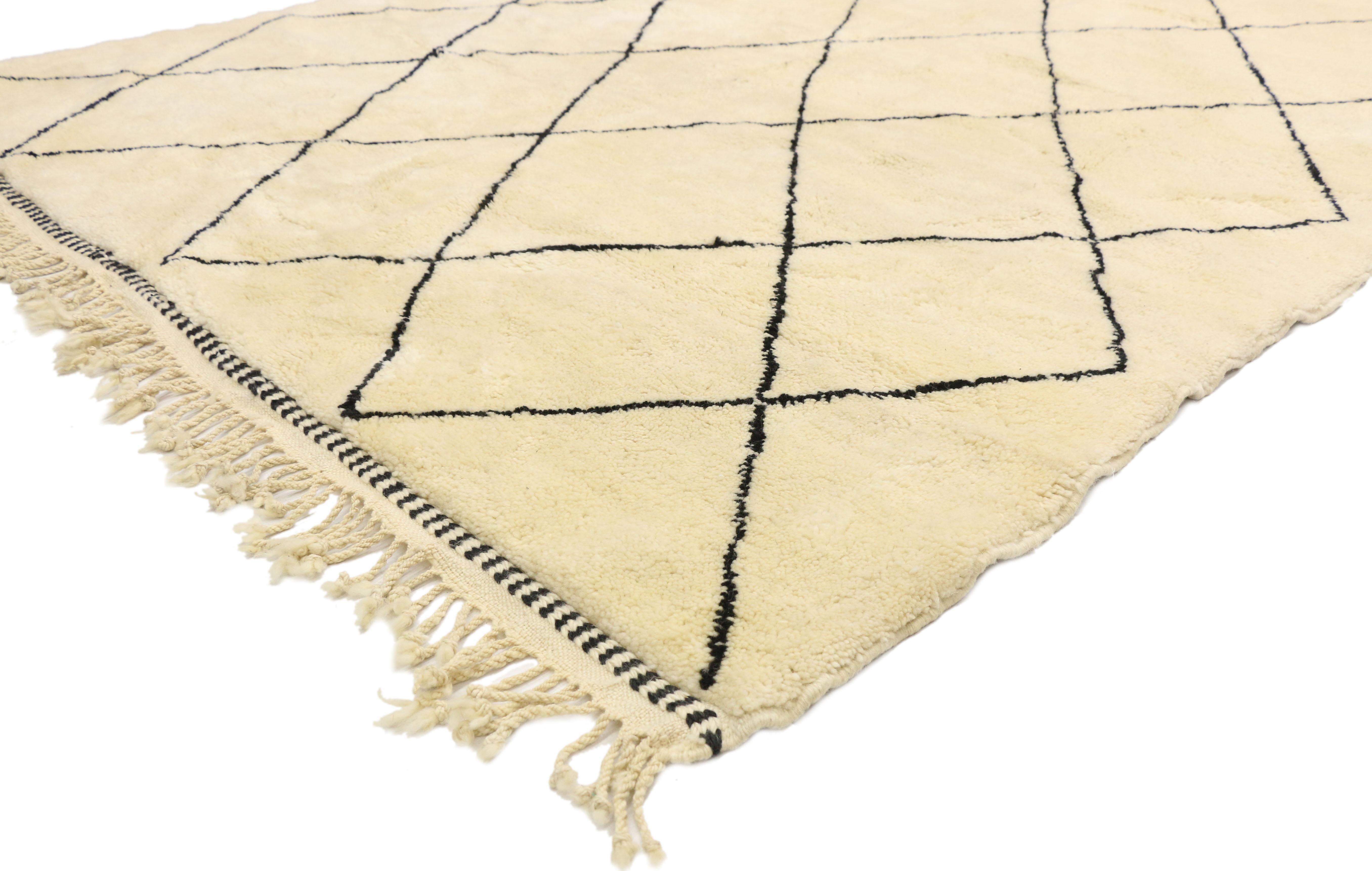 20761, New Contemporary Modern Style Beni Ourain Moroccan Rug with Hygge Vibes. This hand-knotted wool contemporary Beni Ourain Moroccan rug features a simplistic all-over diamond lattice pattern spread across an abrashed creamy-vanilla beige field.