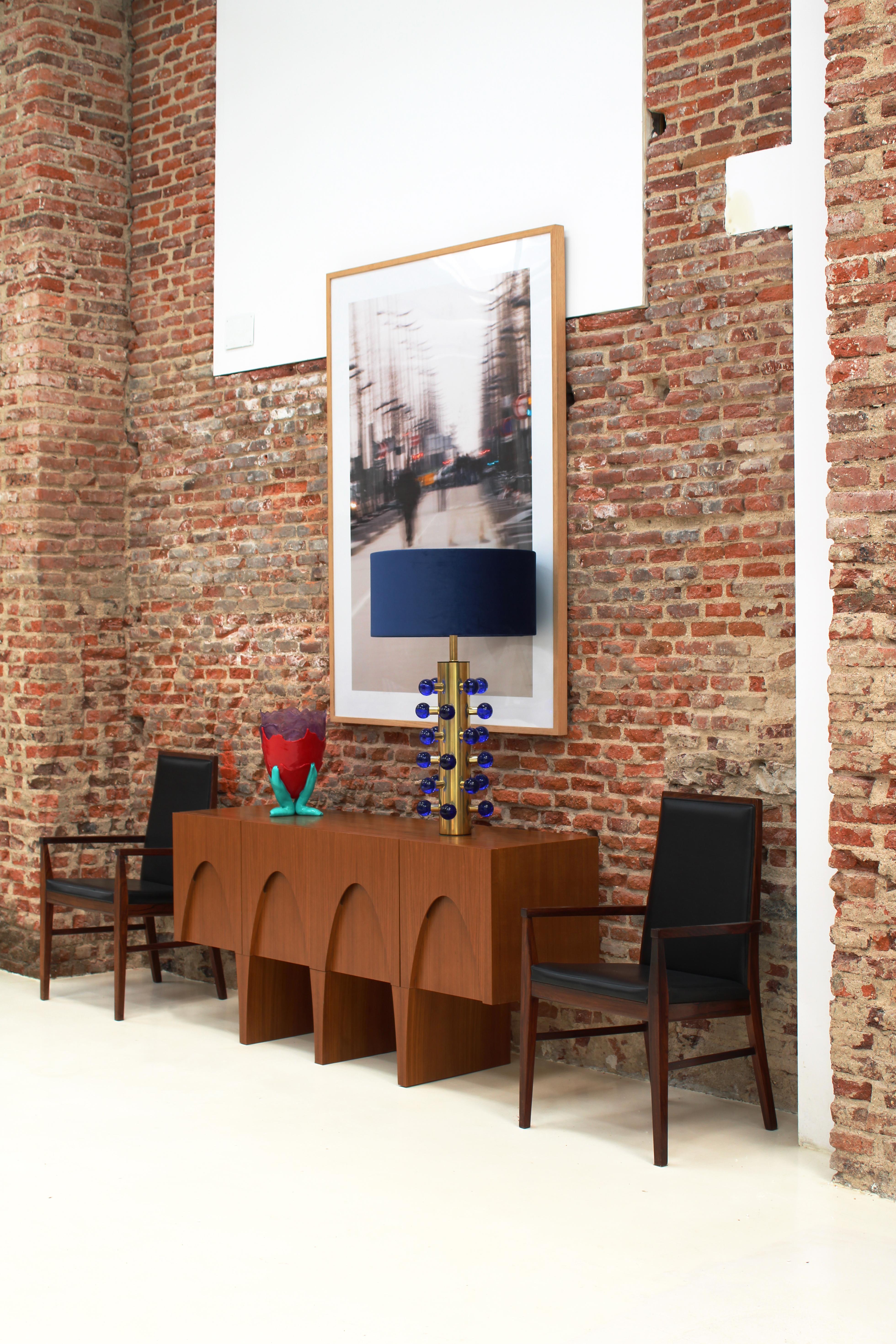 Contemporary Modern Teak und Lemongrass Wood Italian Sideboard im Angebot 4