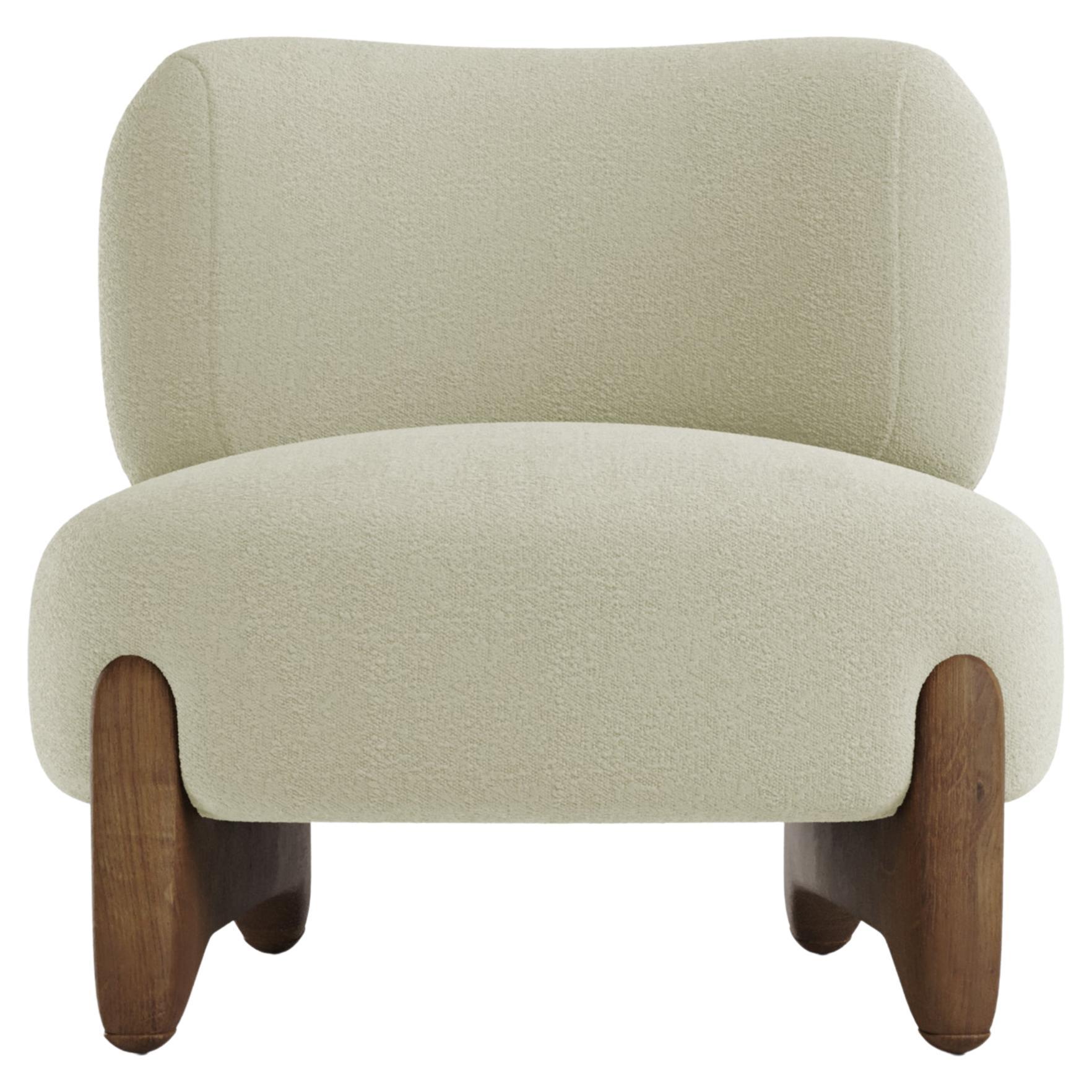 Fauteuil Tobo moderne contemporain en bois de chêne et bouclette beige par Collector Studio