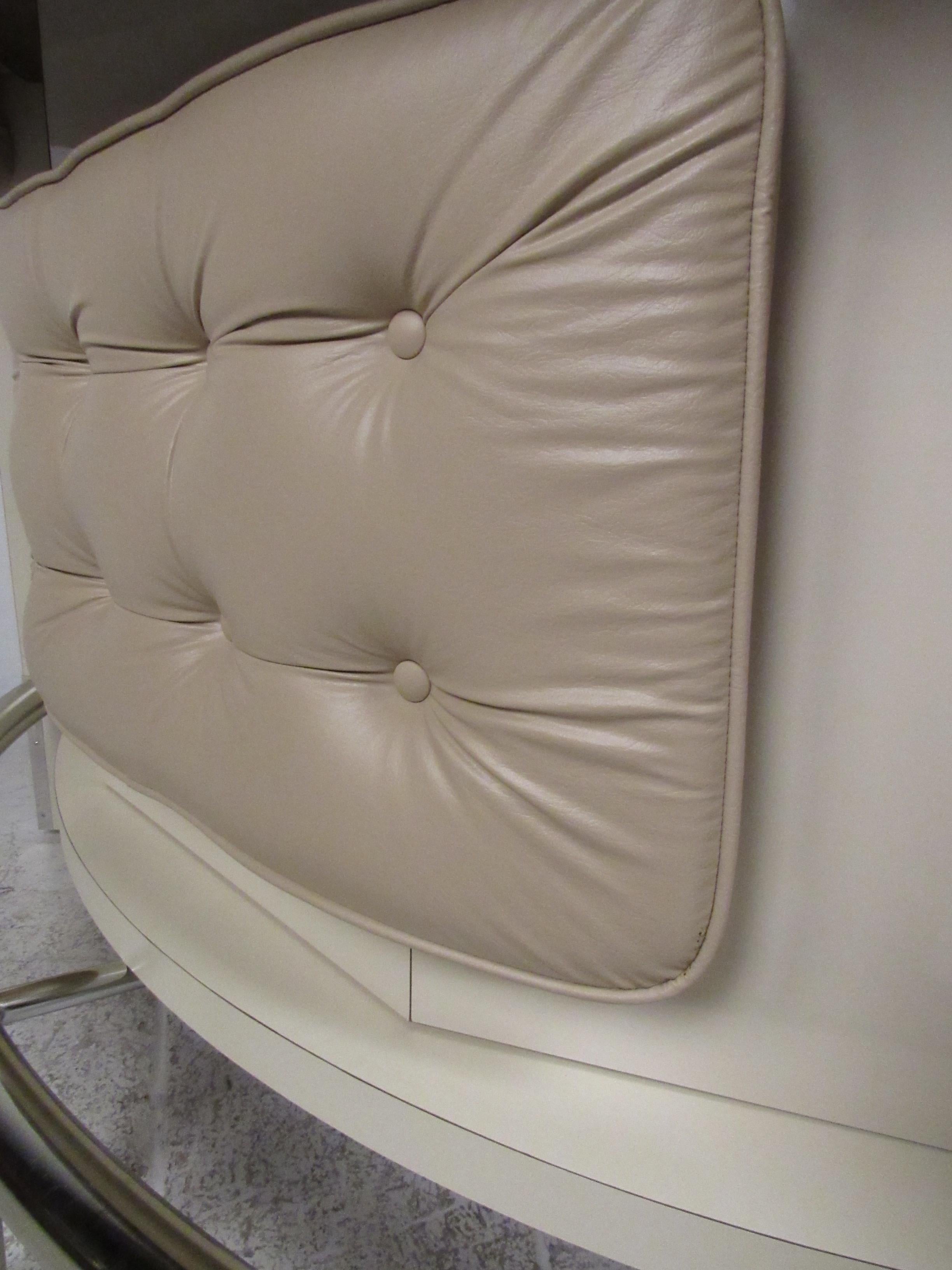 Contemporary Modern Upholstered Dry Bar  im Angebot 7