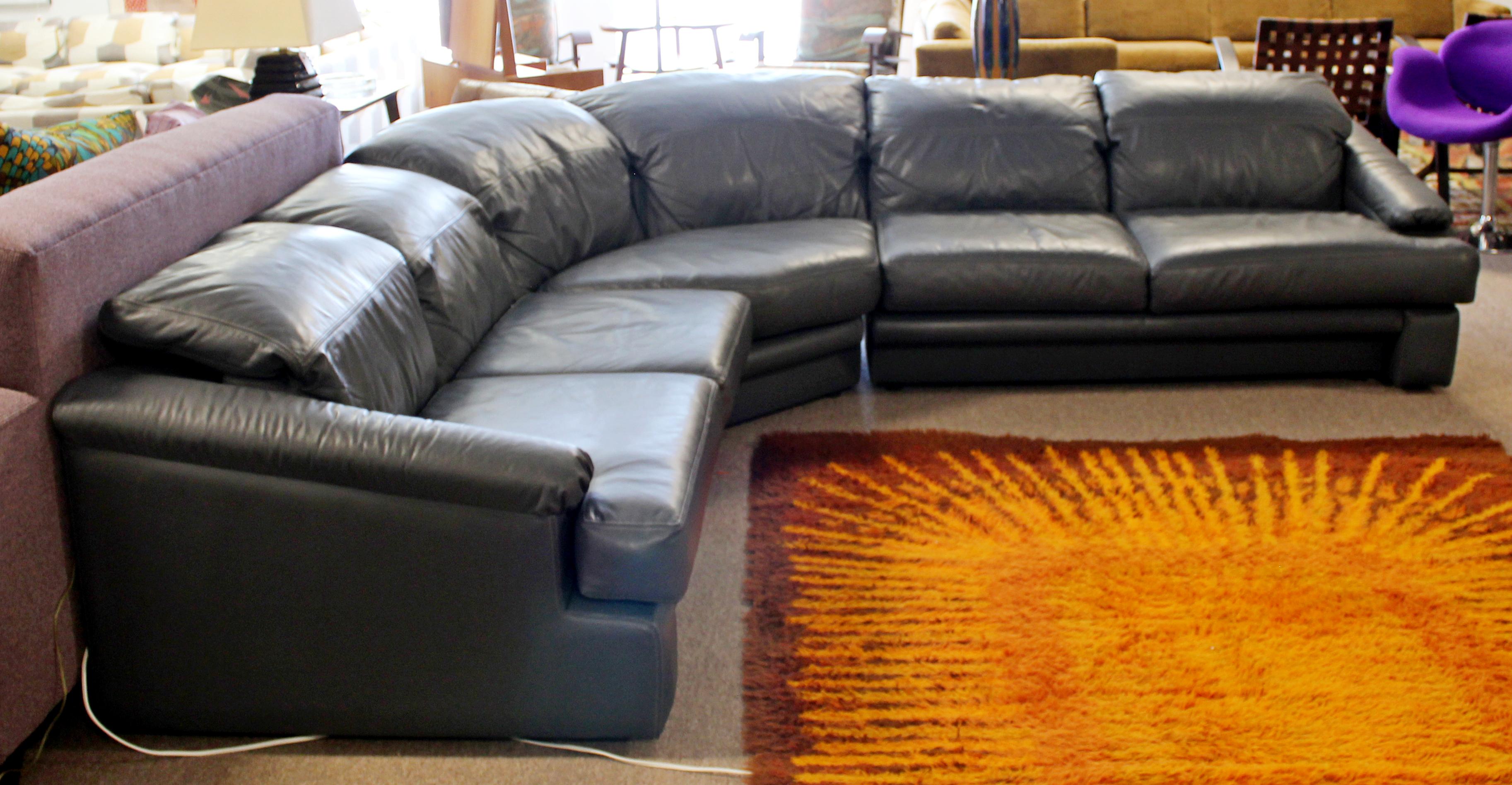 Contemporary Modern Preview 3-Piece Sectional Sofa, 1980s In Good Condition In Keego Harbor, MI