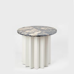 Tavolino basso Volume, moderno e contemporaneo, con base in metallo e piano in marmo Neo Picasso