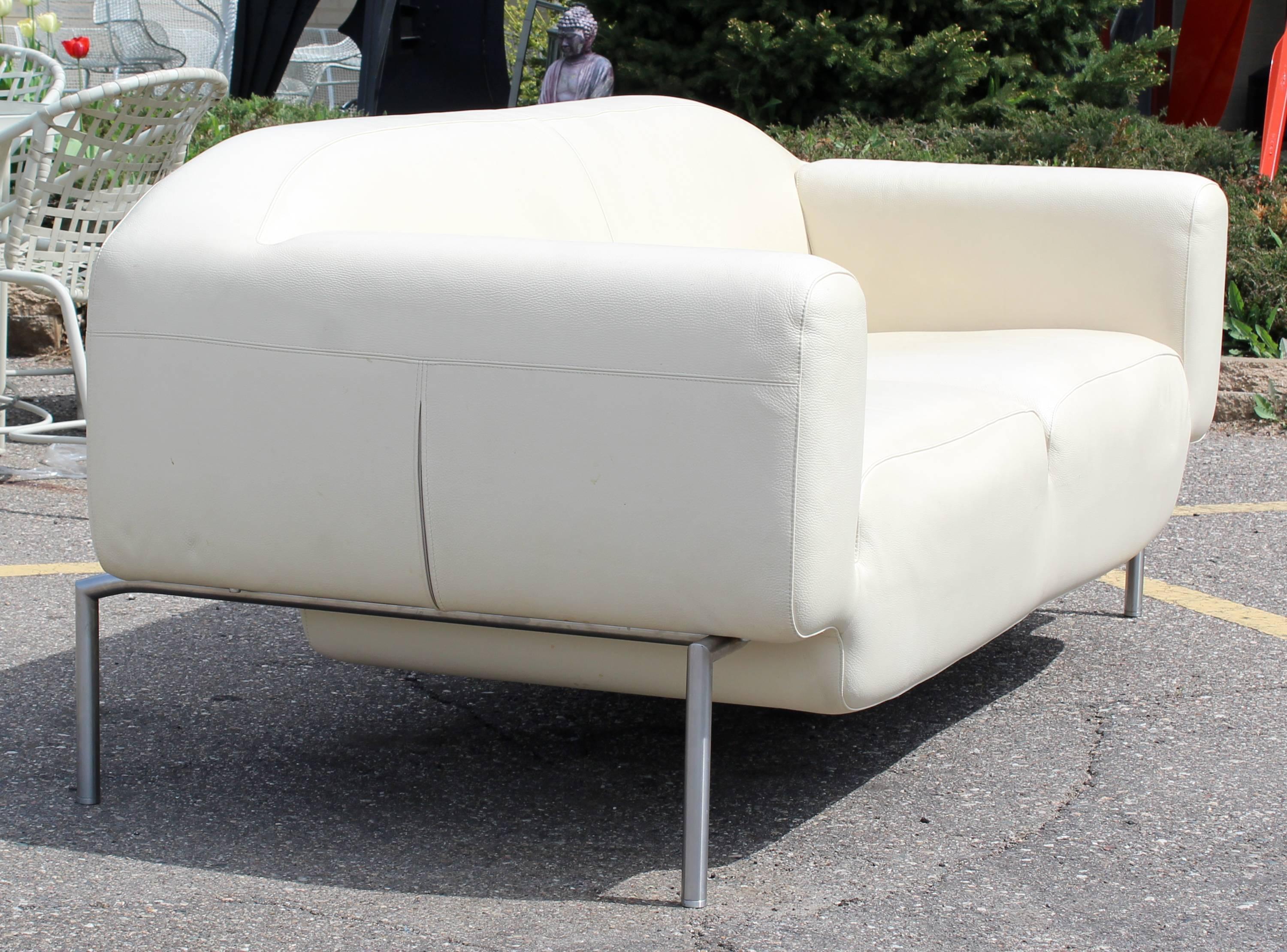 modern white sofas