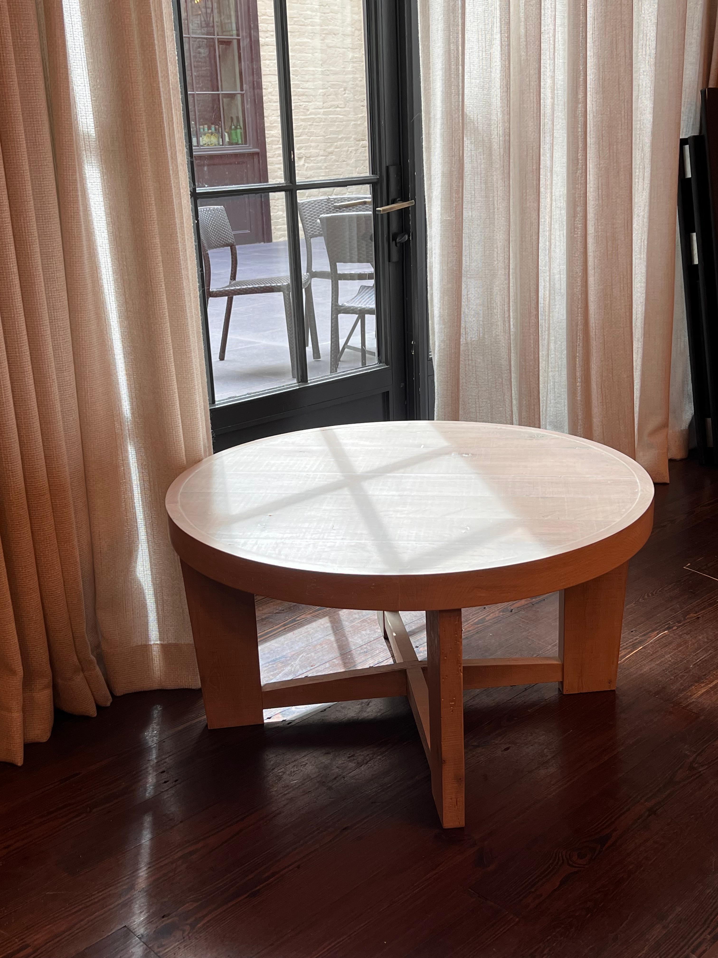  Modern Solid White Oak Handmade Coffee Table In Excellent Condition For Sale In Montgomery, AL