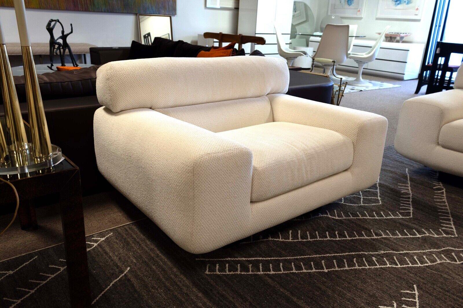Contemporary Modern White Preview Furniture Corporation Sofa and Lounge Chair For Sale 1