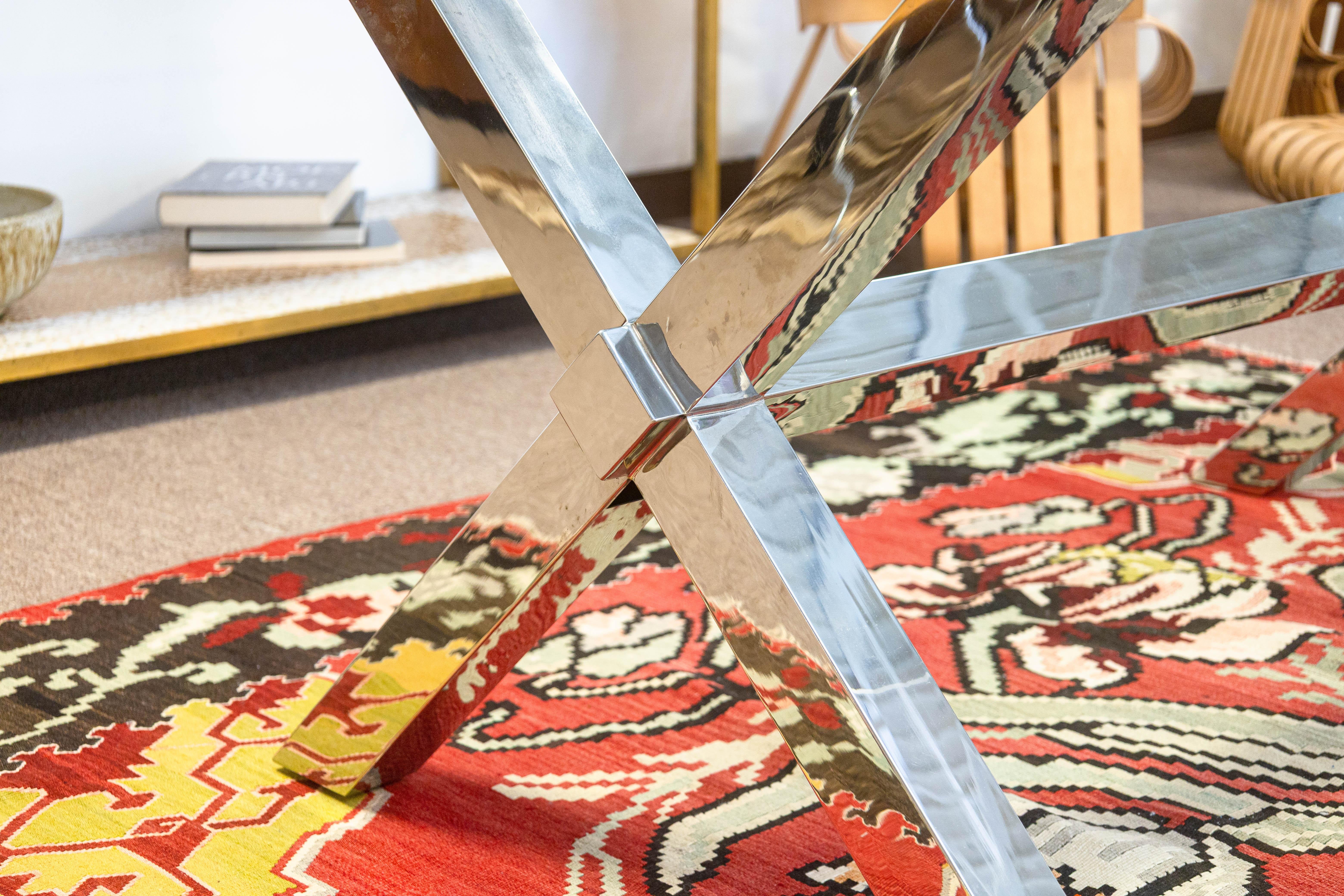 Contemporary Modern X Shaped Base Chrome and Glass Rectangular Dining Table In Good Condition For Sale In Keego Harbor, MI