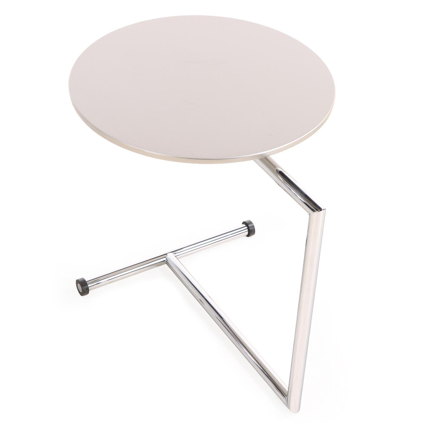Contemporary Modernist Cantilevered Side Table with Laminate Top and Chrome Base For Sale 1