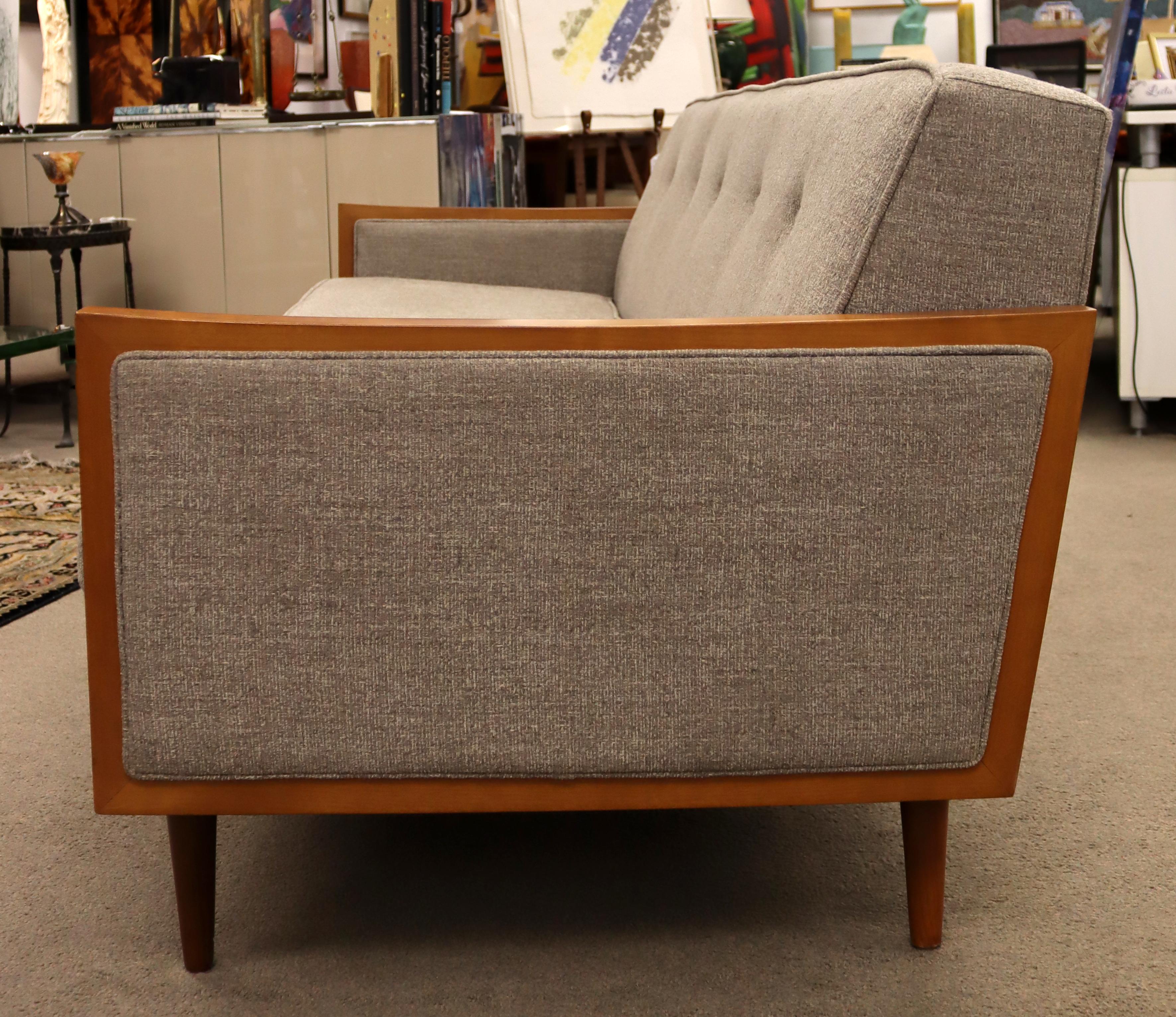 20th Century Contemporary Modernist Casara Modern Sofa McCobb Dunbar Style Gray Fabric & Wood