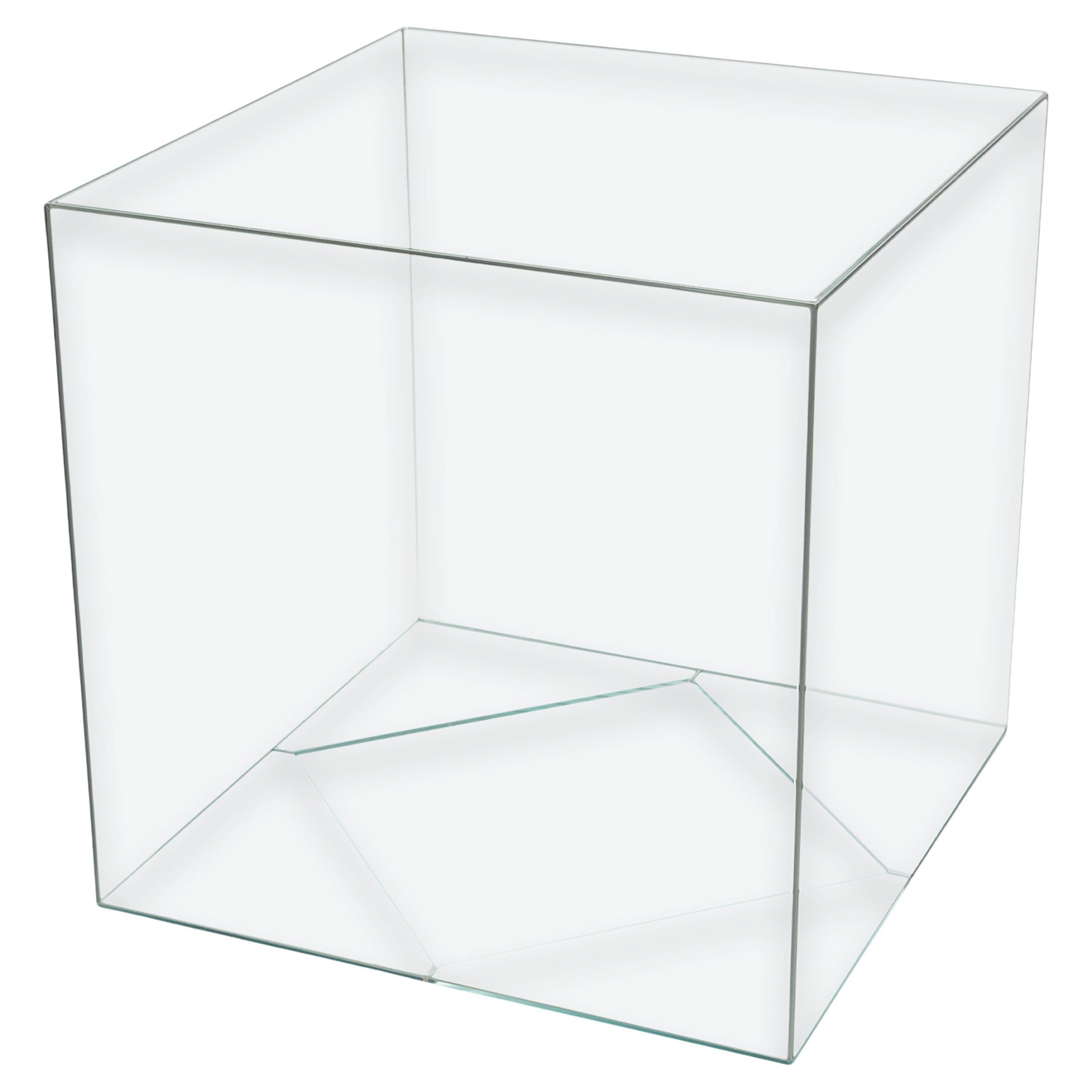 Tavolo d'accento laterale a cubo in vetro trasparente modernista in vendita